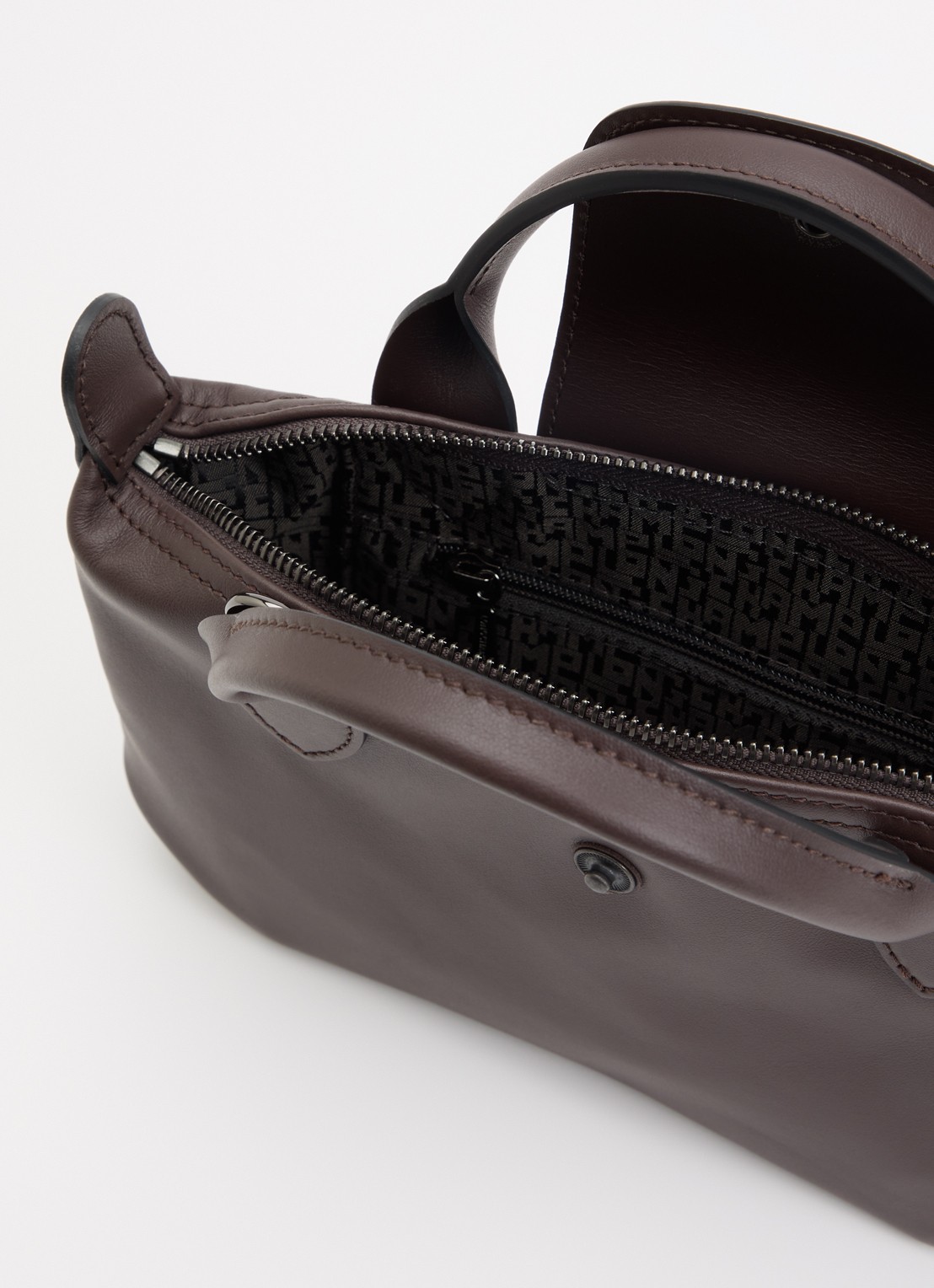 Longchamp Le Pliage Xtra handtas XS van leer - detail donkerbruin