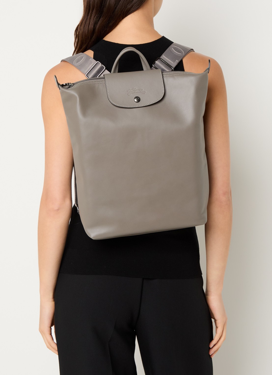 Longchamp Le Pliage Xtra rugzak M van leer - voorkant 3 taupe