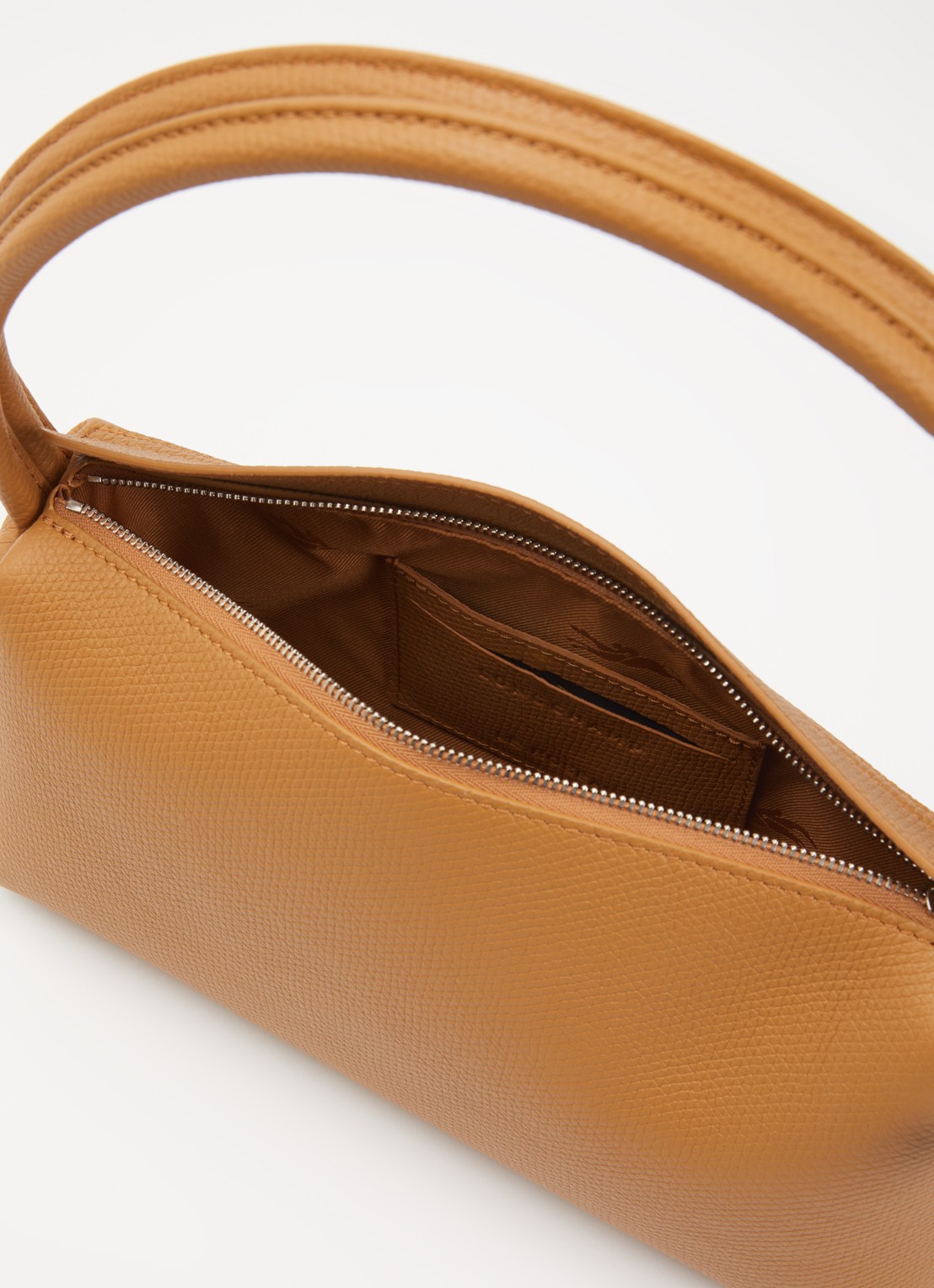 Longchamp Le Roseau schoudertas M van leer  - detail cognac