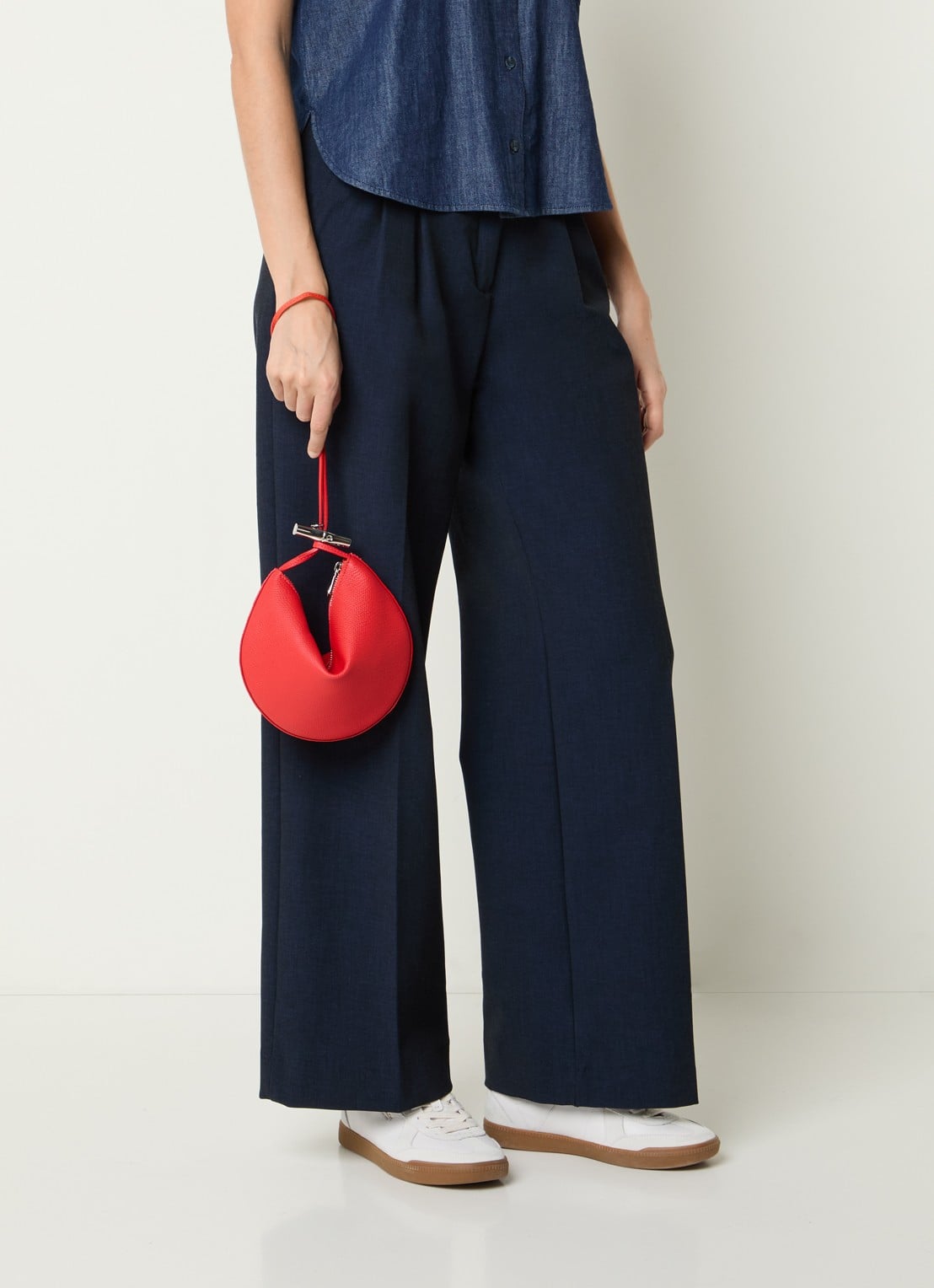 Longchamp Le Roseau schoudertas M van leer - voorkant 5 koraalrood
