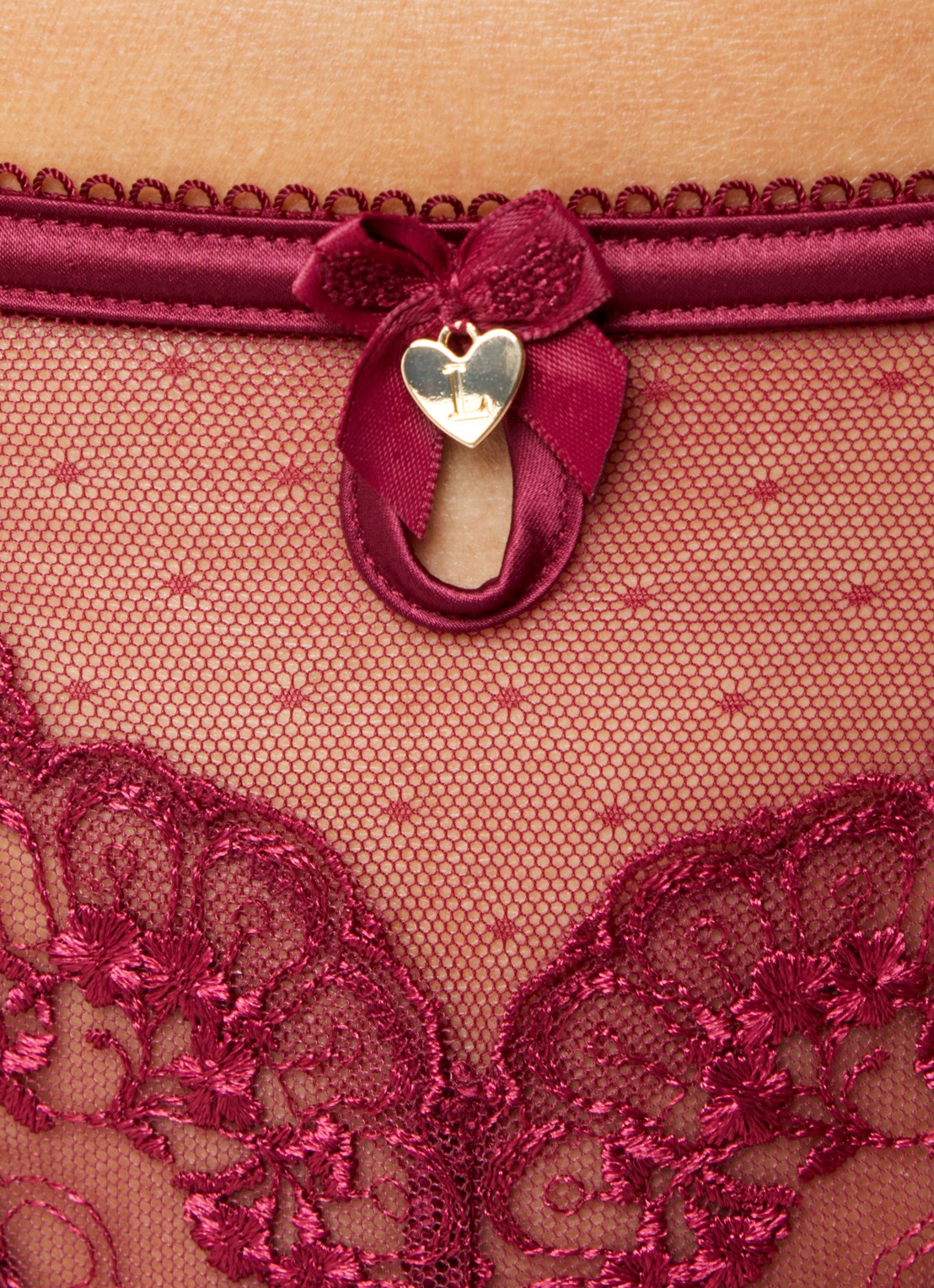 Lounge Angelica string van mesh met borduring - detail 5 bordeauxrood