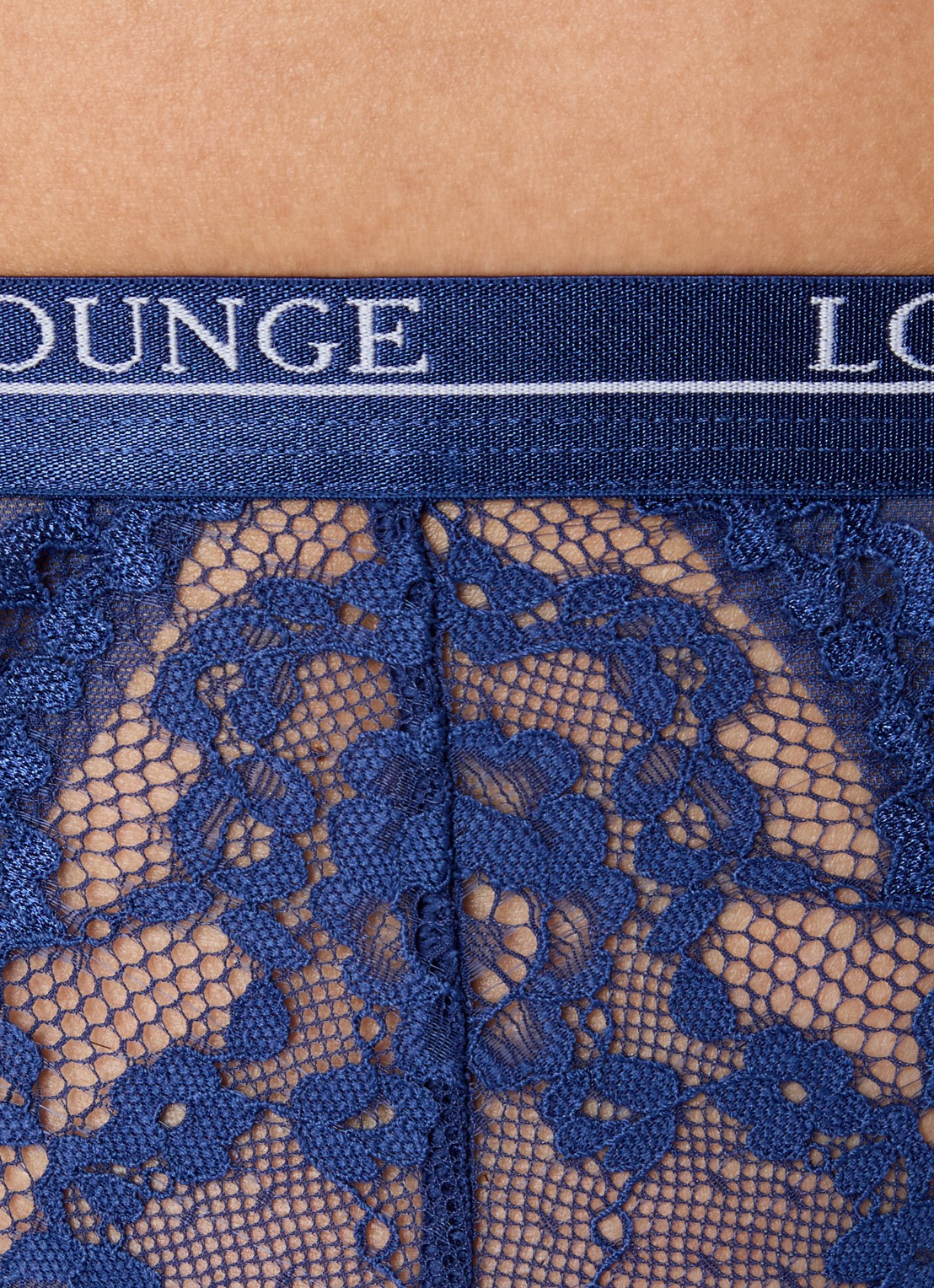 Lounge Blossom tanga met logoband - detail 5 donkerblauw