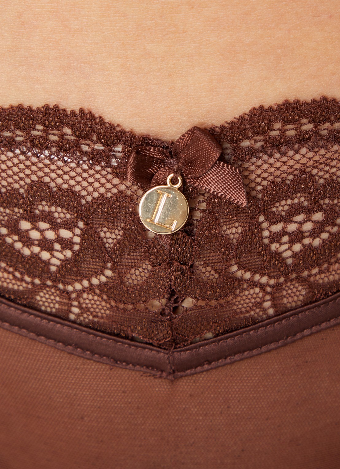 Lounge Brianna string van mesh - detail 4 bruin