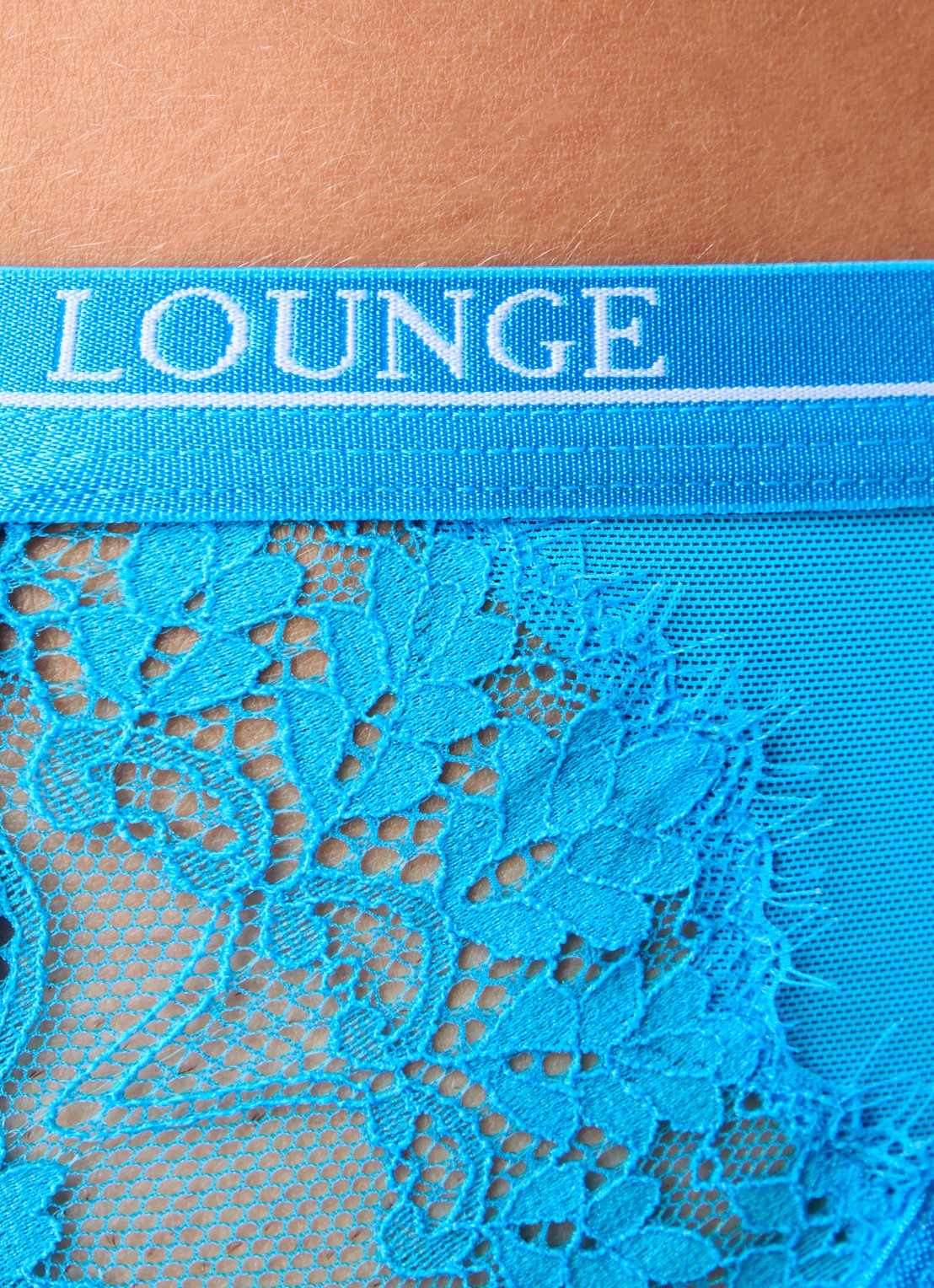 Lounge Entice tanga van kant met logoband - detail 2 blauw