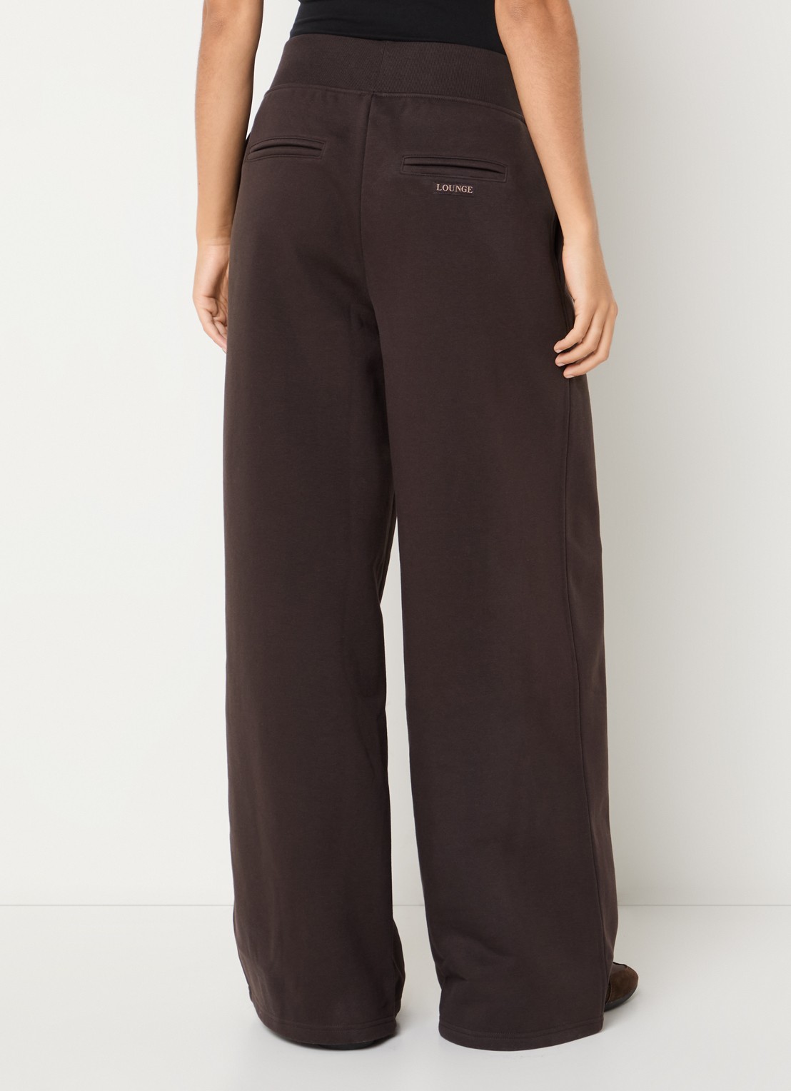 Lounge Mid waist wide fit joggingbroek met steekzakken - achterkant 3 chocoladebruin