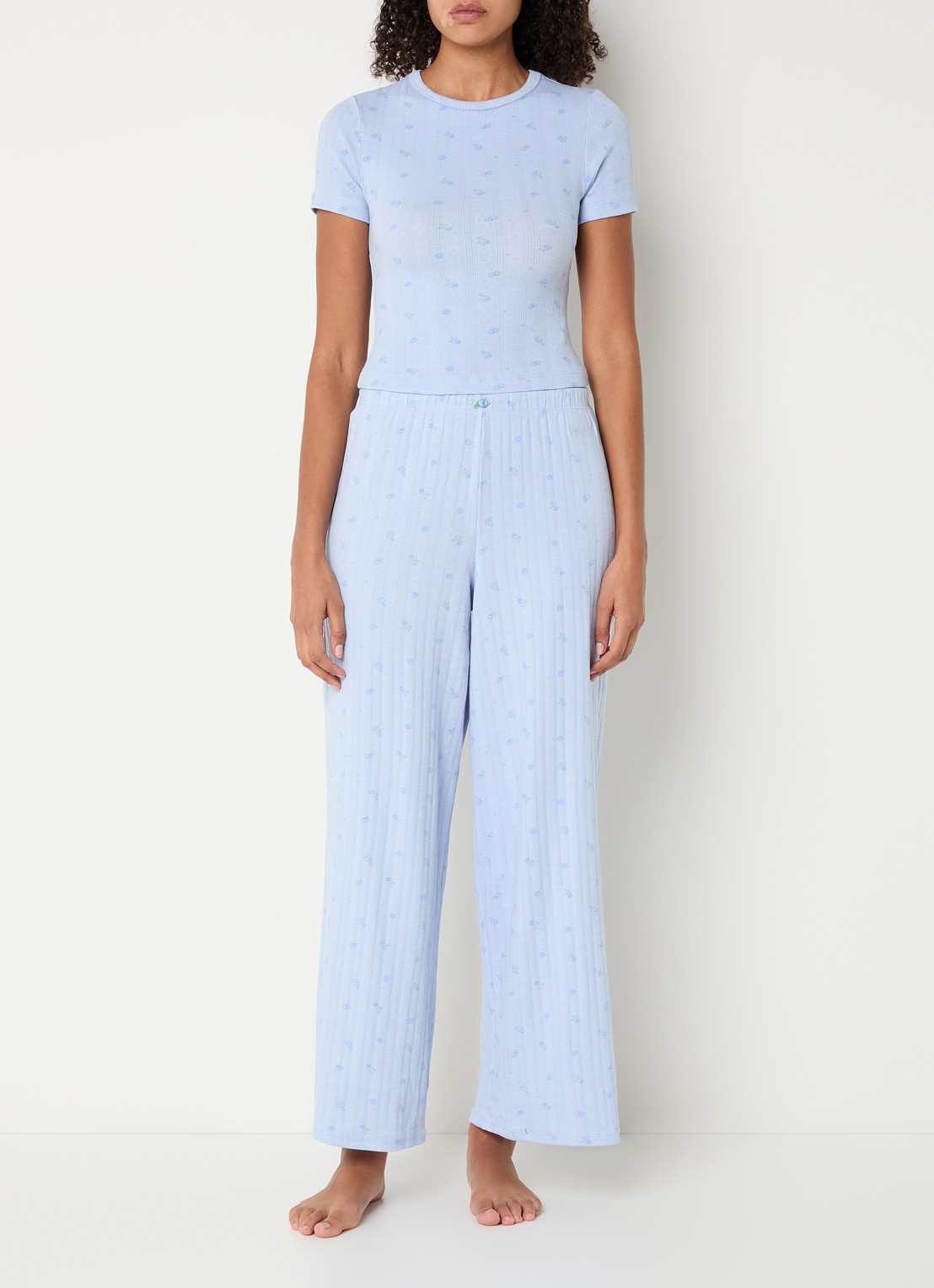 Lounge Pointelle pyjama top met bloemenprint - voorkant 3 blauw
