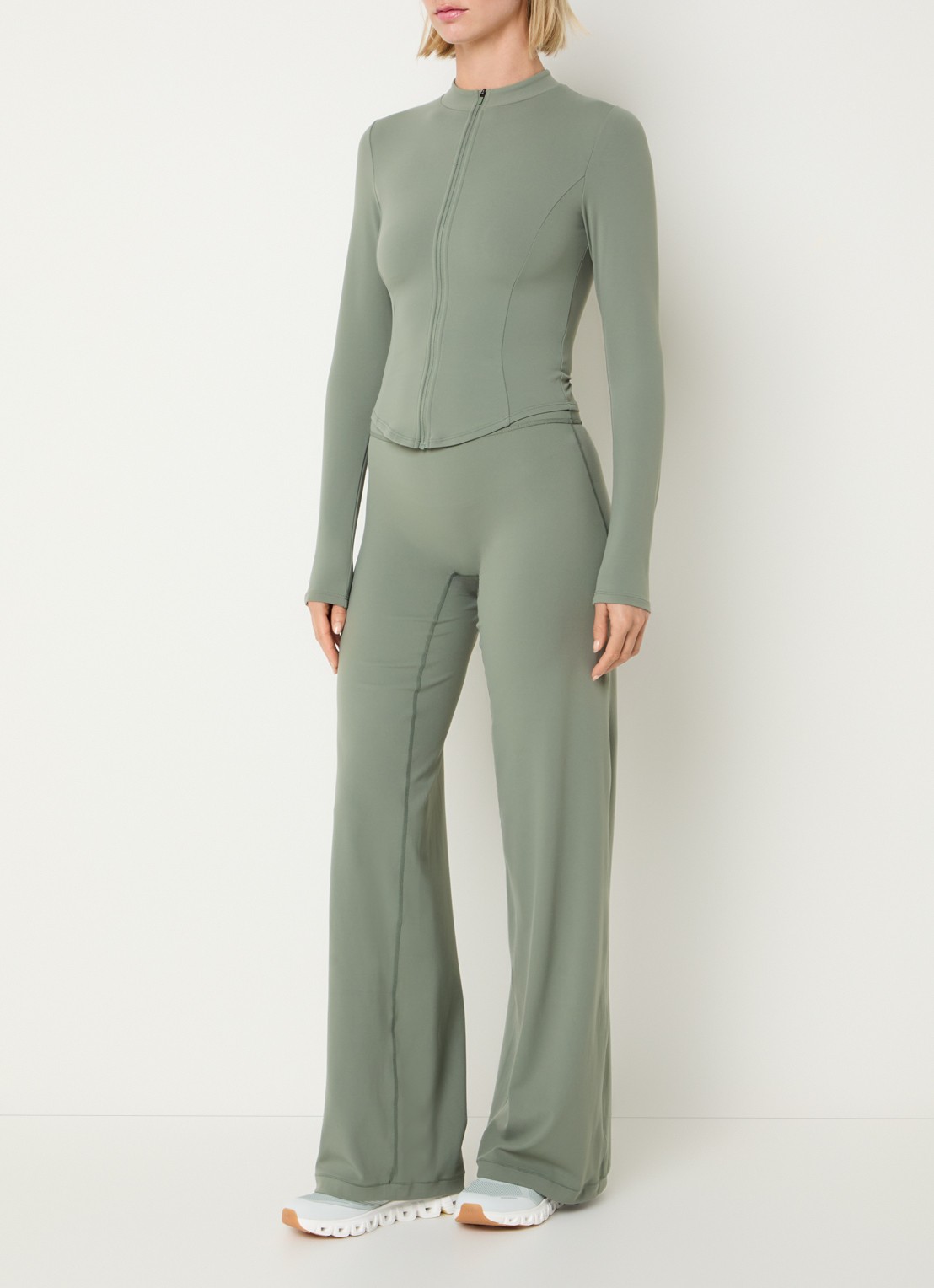 Lounge Sweatvest met opstaande kraag - voorkant 2 groen
