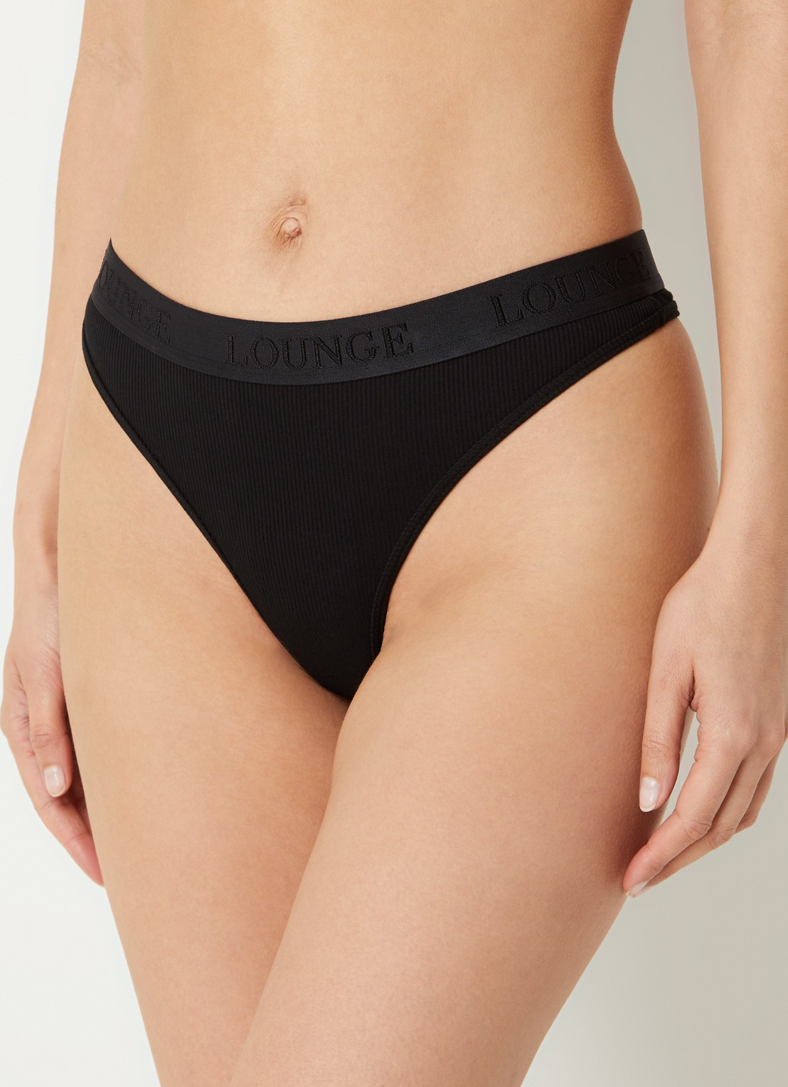 Lounge Tanga met logoband - voorkant 2 zwart
