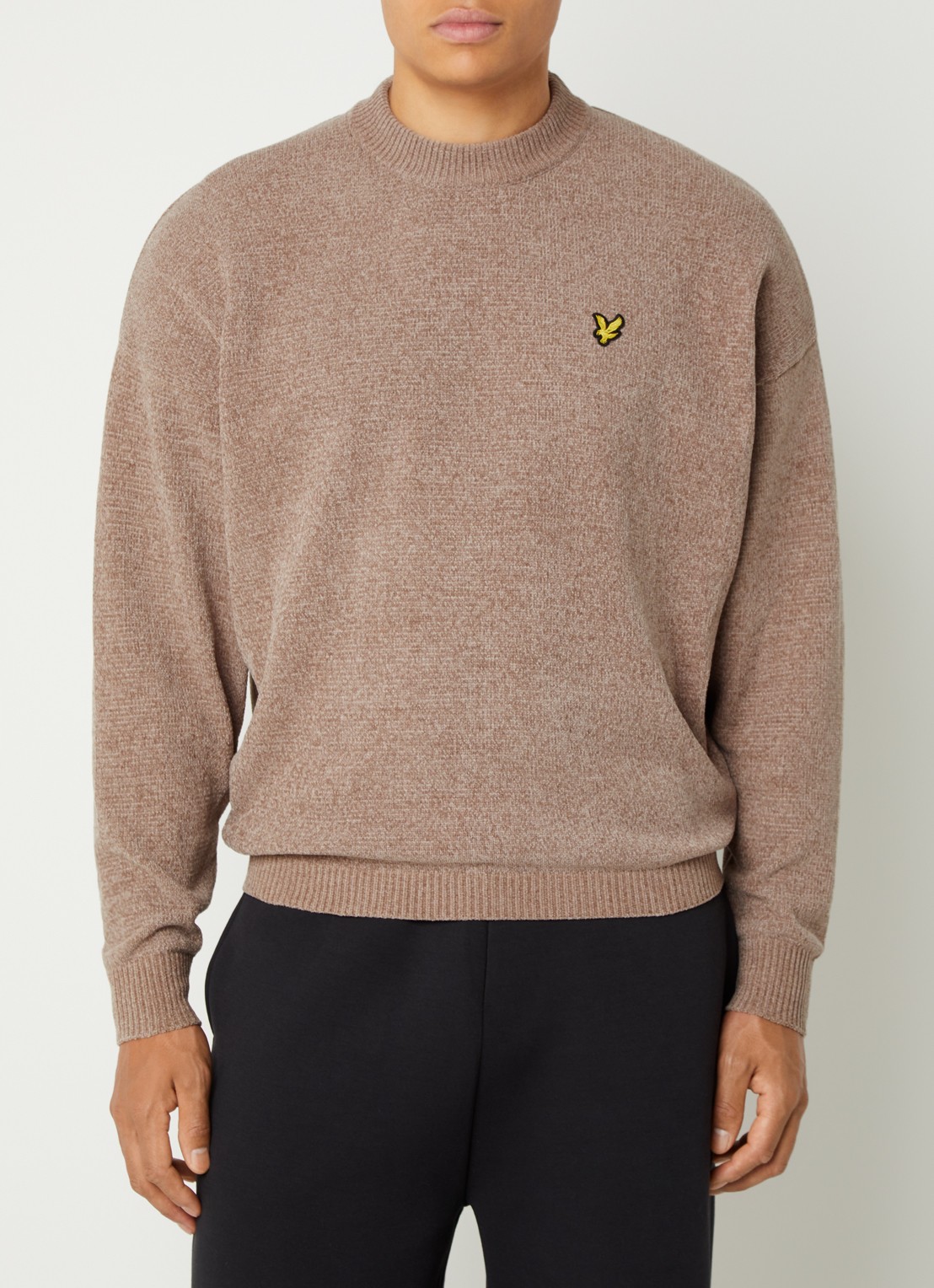 Lyle & Scott Chenille pullover van badstof - detail donkerbeige