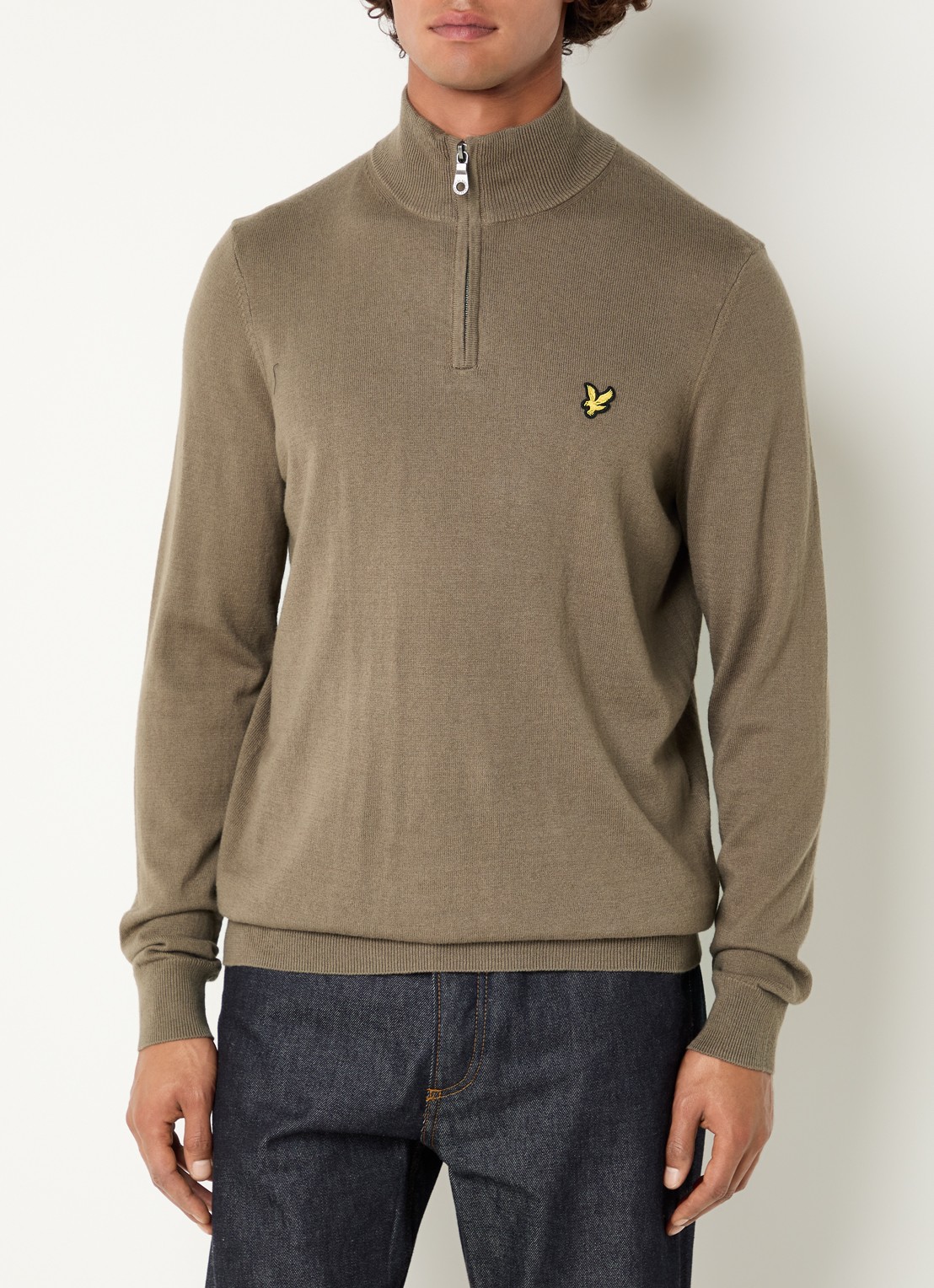 Lyle & Scott Fijngebreide pullover in merino wolblend met halve rits - detail 4 donkerkhaki