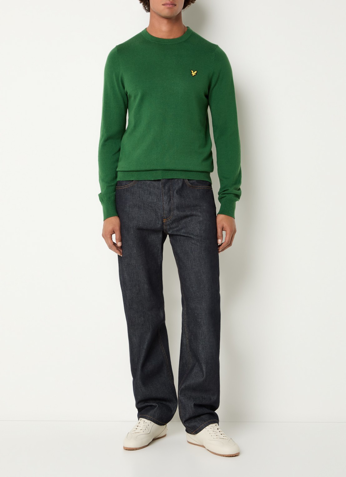 Lyle & Scott Fijngebreide pullover in merino wolblend met logoborduring - voorkant 3 groen