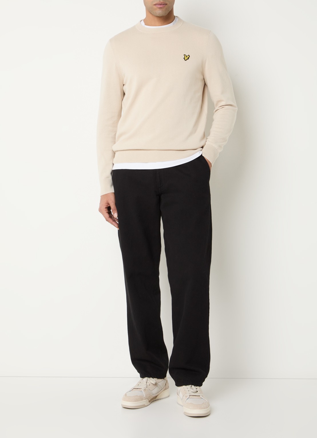 Lyle & Scott Fijngebreide pullover met logo - voorkant 3 beige
