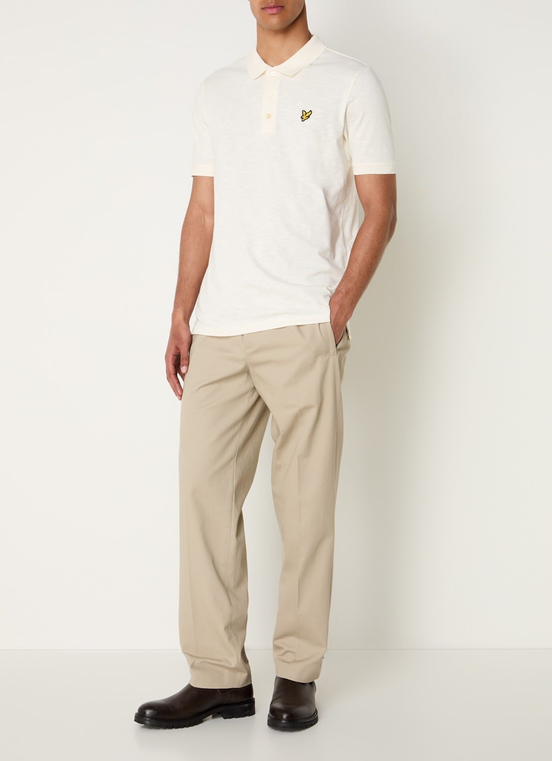 Lyle & Scott Fine Slub regular fit polo met logo - voorkant 2 beige
