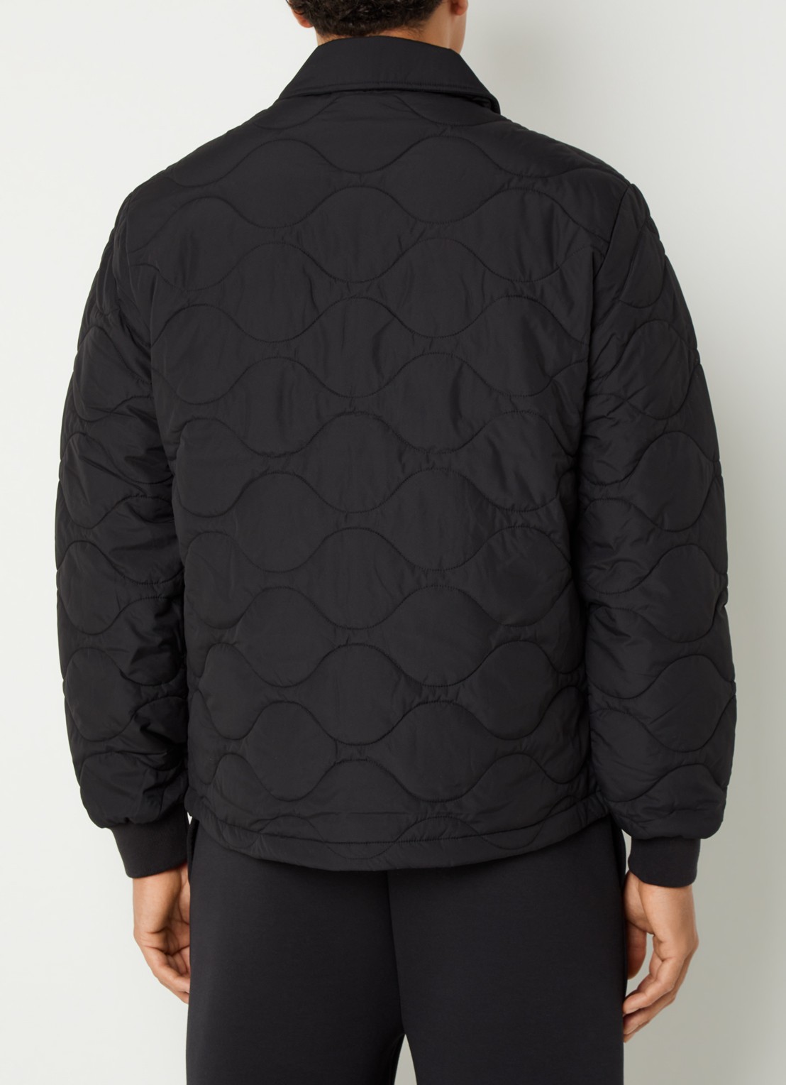 Lyle & Scott Gewatteerd jack met quilt patroon  - achterkant zwart