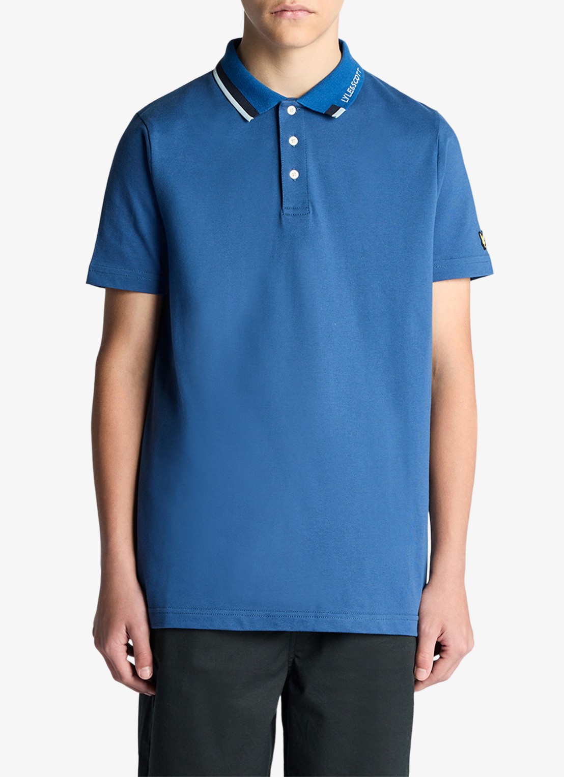Lyle & Scott Polo met logoborduring - voorkant blauw