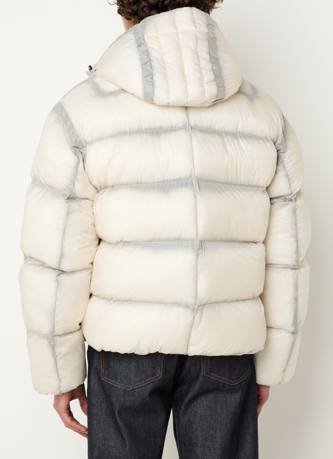 Lyle & Scott Puffer jack met steekzakken - achterkant 3 beige