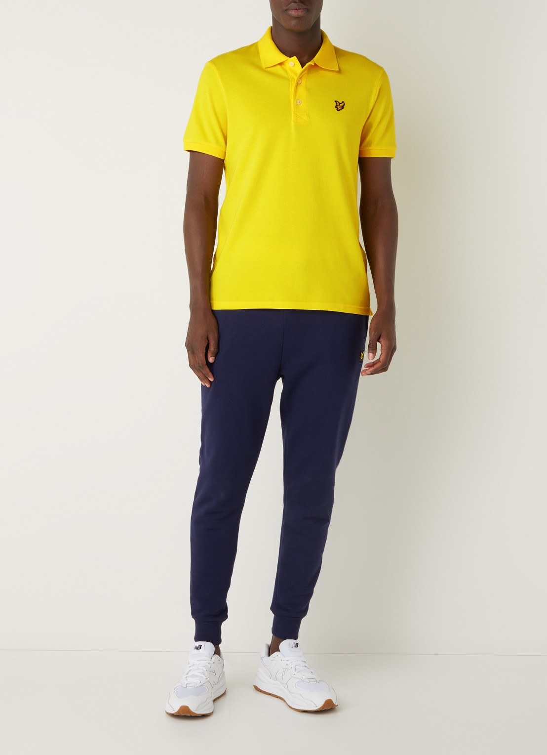 Lyle & Scott Regular fit polo van  piqué katoen met logo - voorkant 3 geel