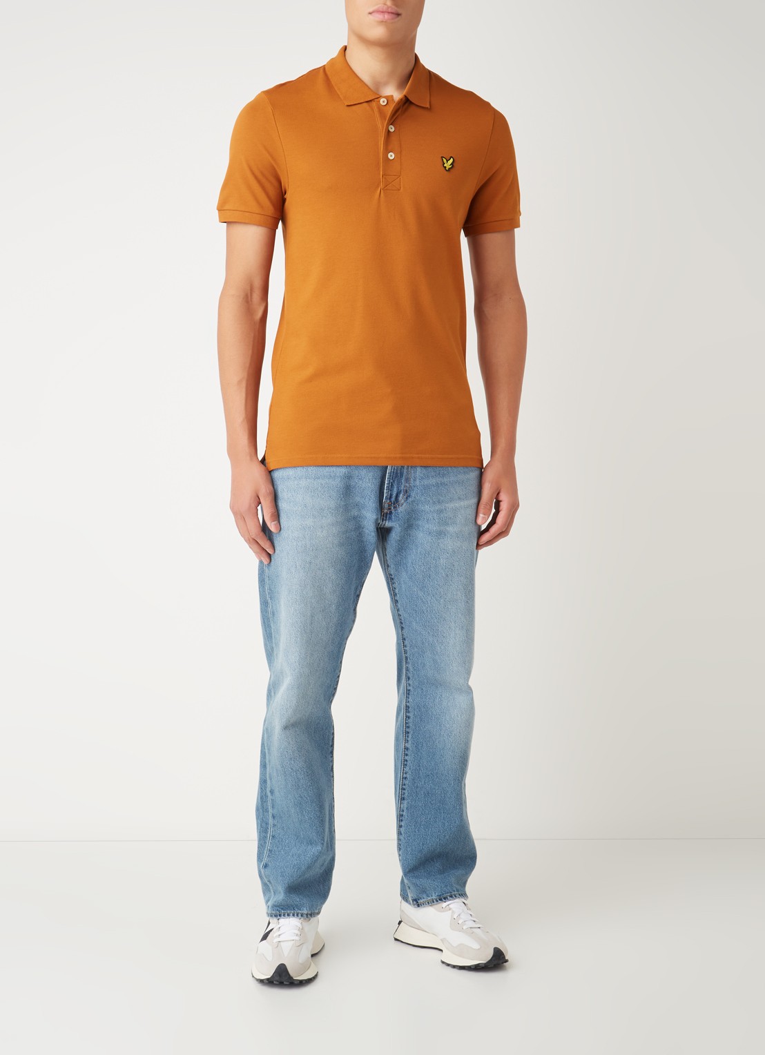 Lyle & Scott Regular fit polo van  piqué katoen met logo - voorkant 2 bruin
