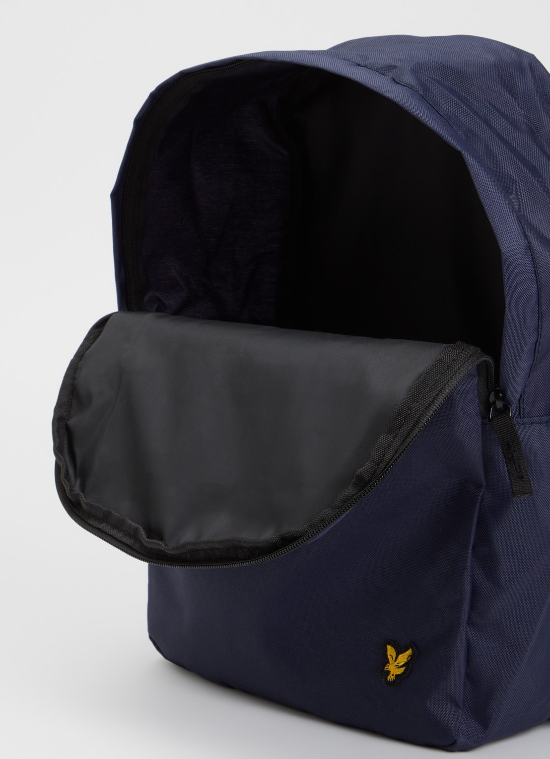 Lyle & Scott Rugzak met waterafstotende coating - detail donkerblauw