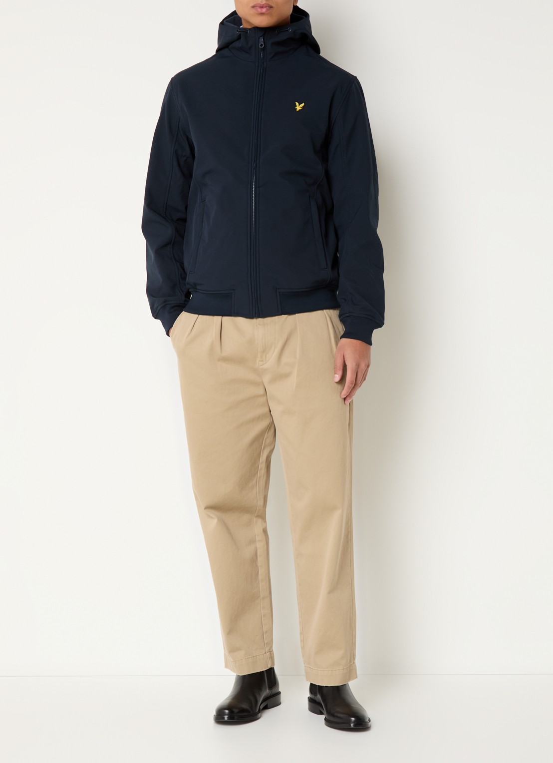 Lyle & Scott Softshell jack met capuchon en ritszakken - voorkant 3 donkerblauw