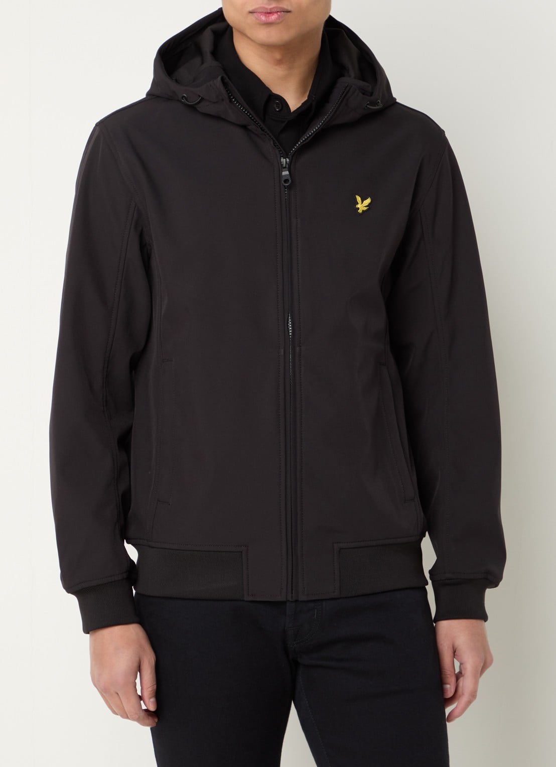 Lyle & Scott Softshell jack met capuchon en ritszakken - detail 4 zwart