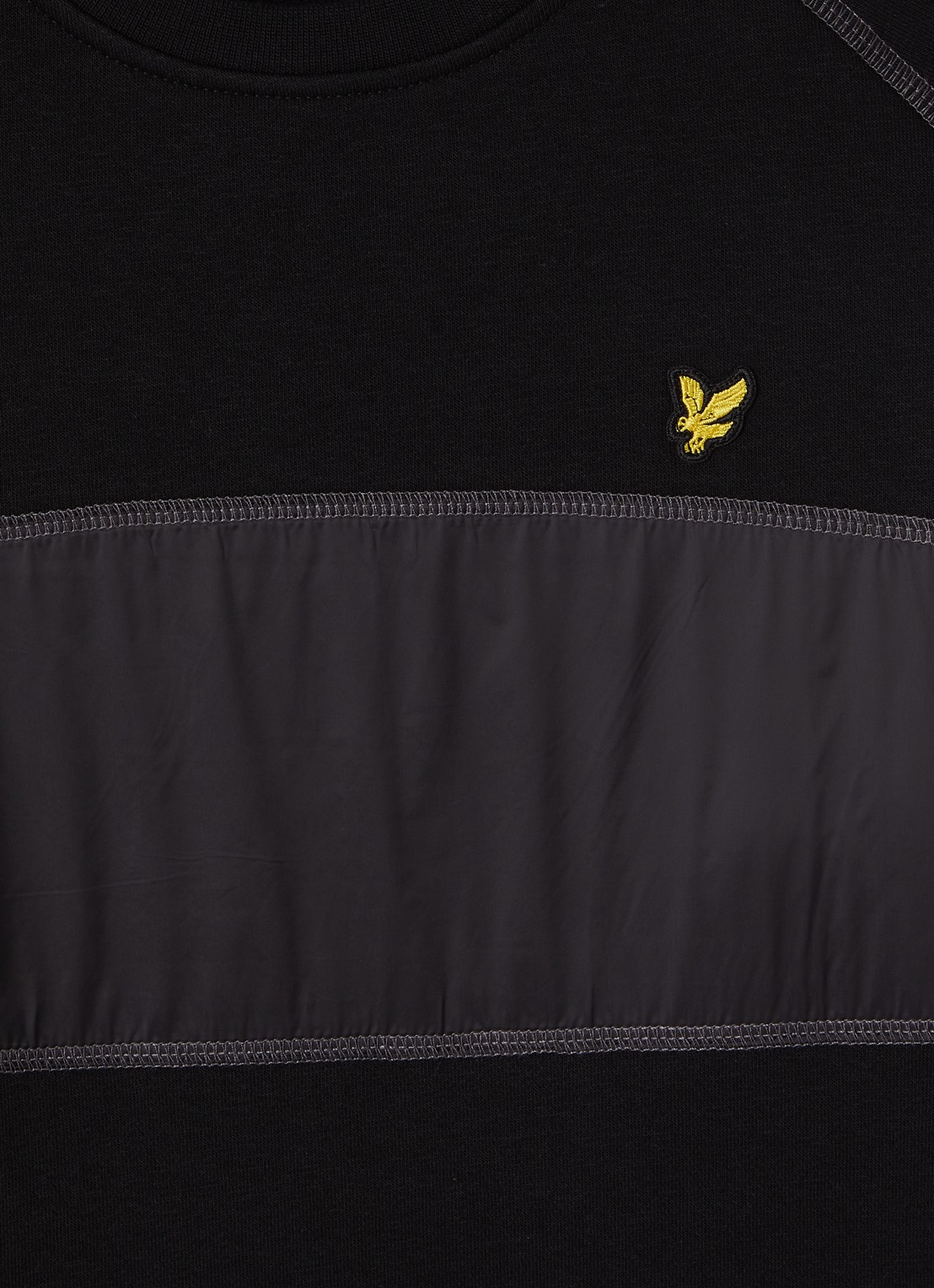 Lyle & Scott Sweater met logoborduring - detail zwart