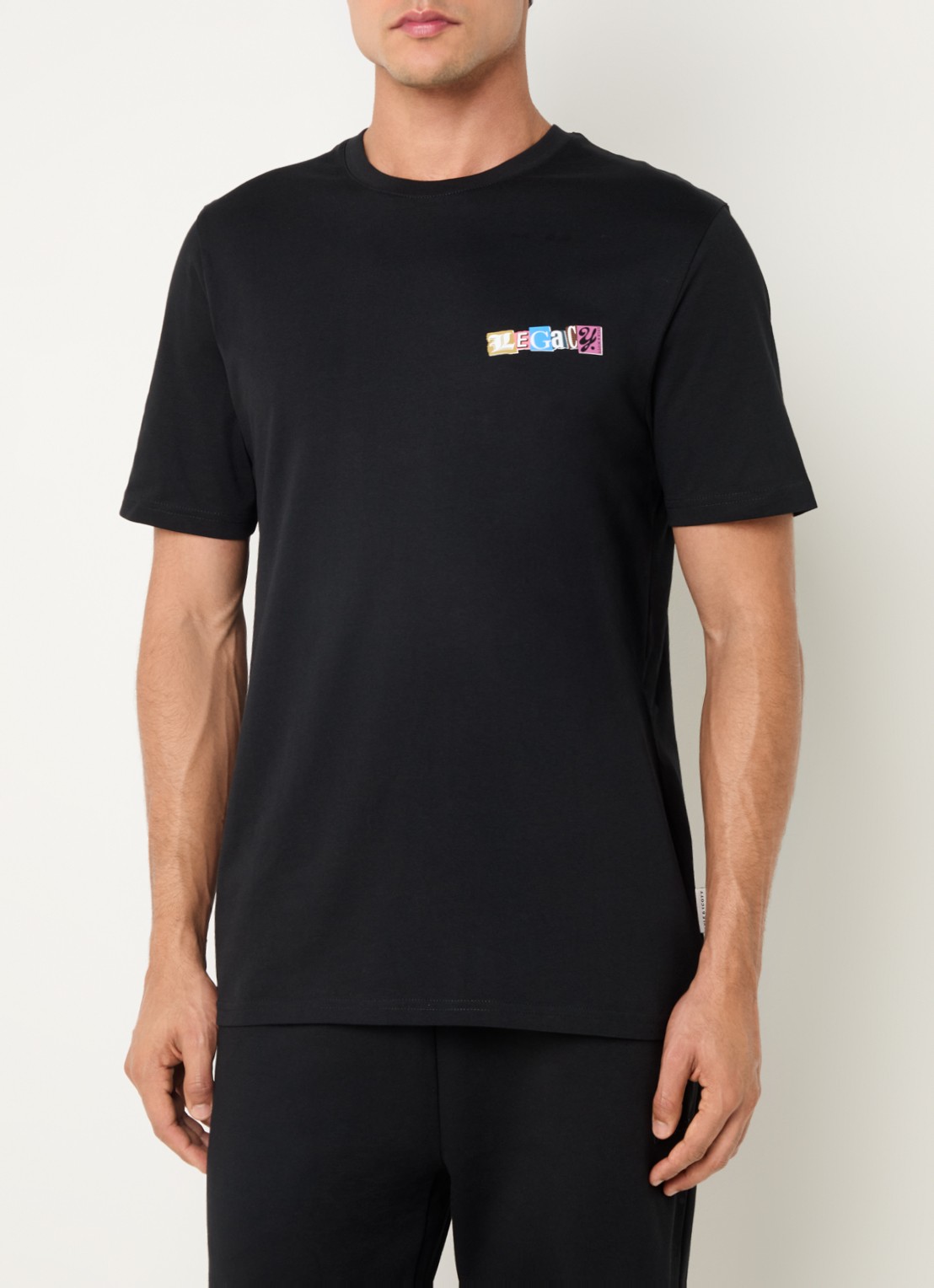 Lyle & Scott T-shirt met front- en backprint - achterkant zwart