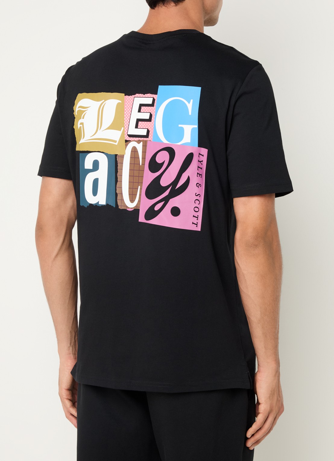 Lyle & Scott T-shirt met front- en backprint - detail 4 zwart