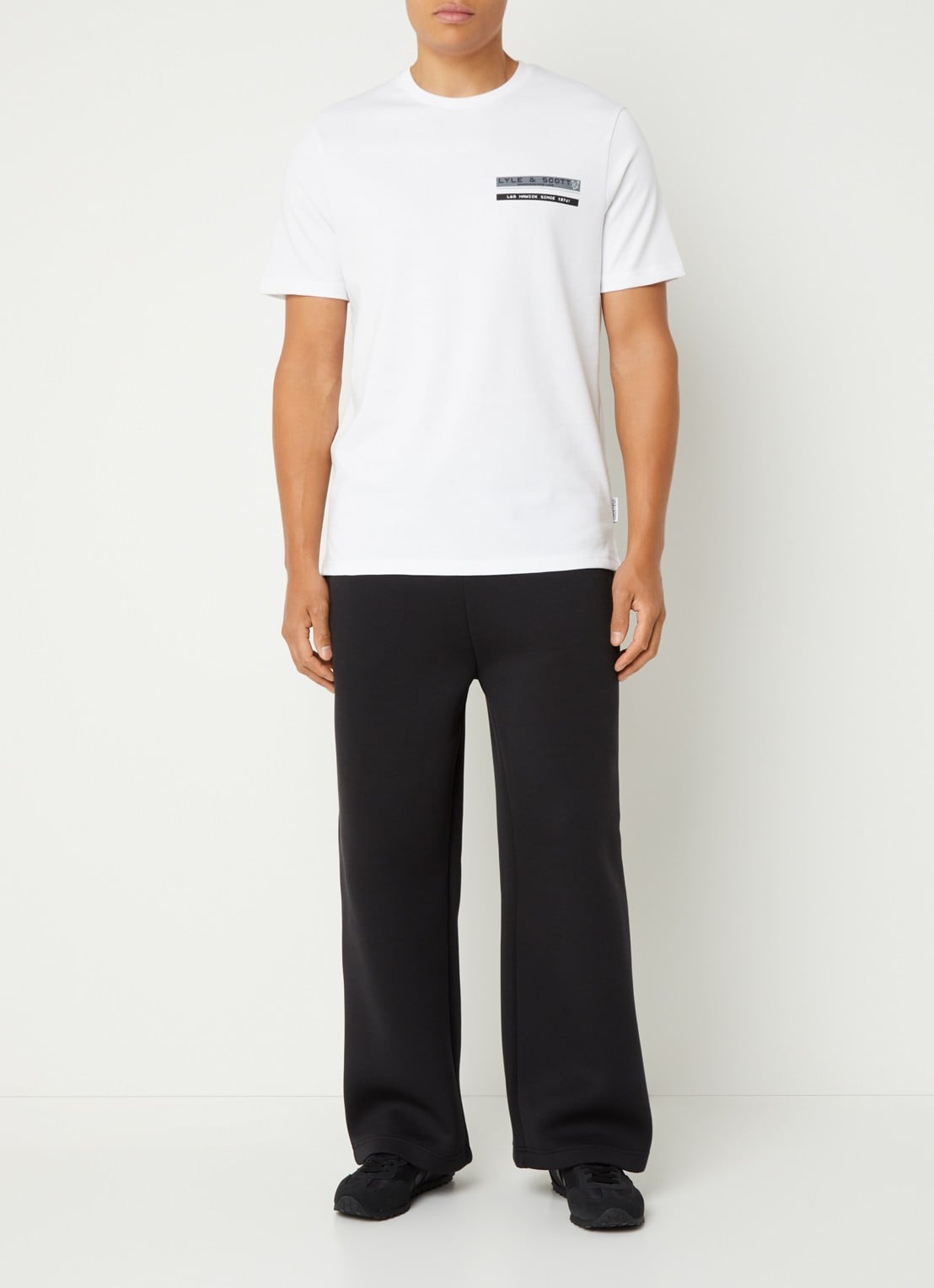 Lyle & Scott TV T-shirt met logo- en backprint - voorkant 4 wit