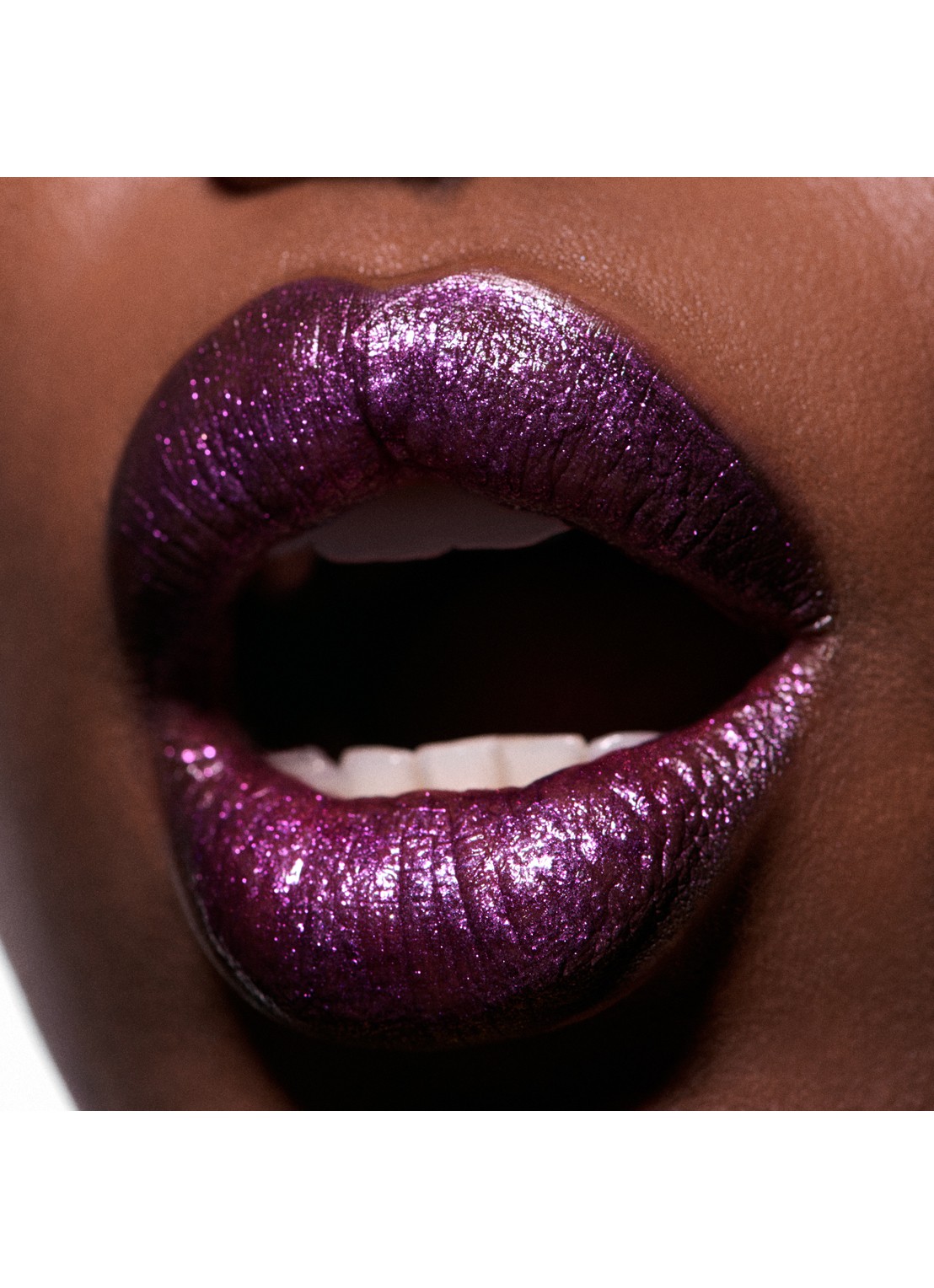 M·A·C Dazzlelips Crayon lippotlood - detail 3 lunar violet