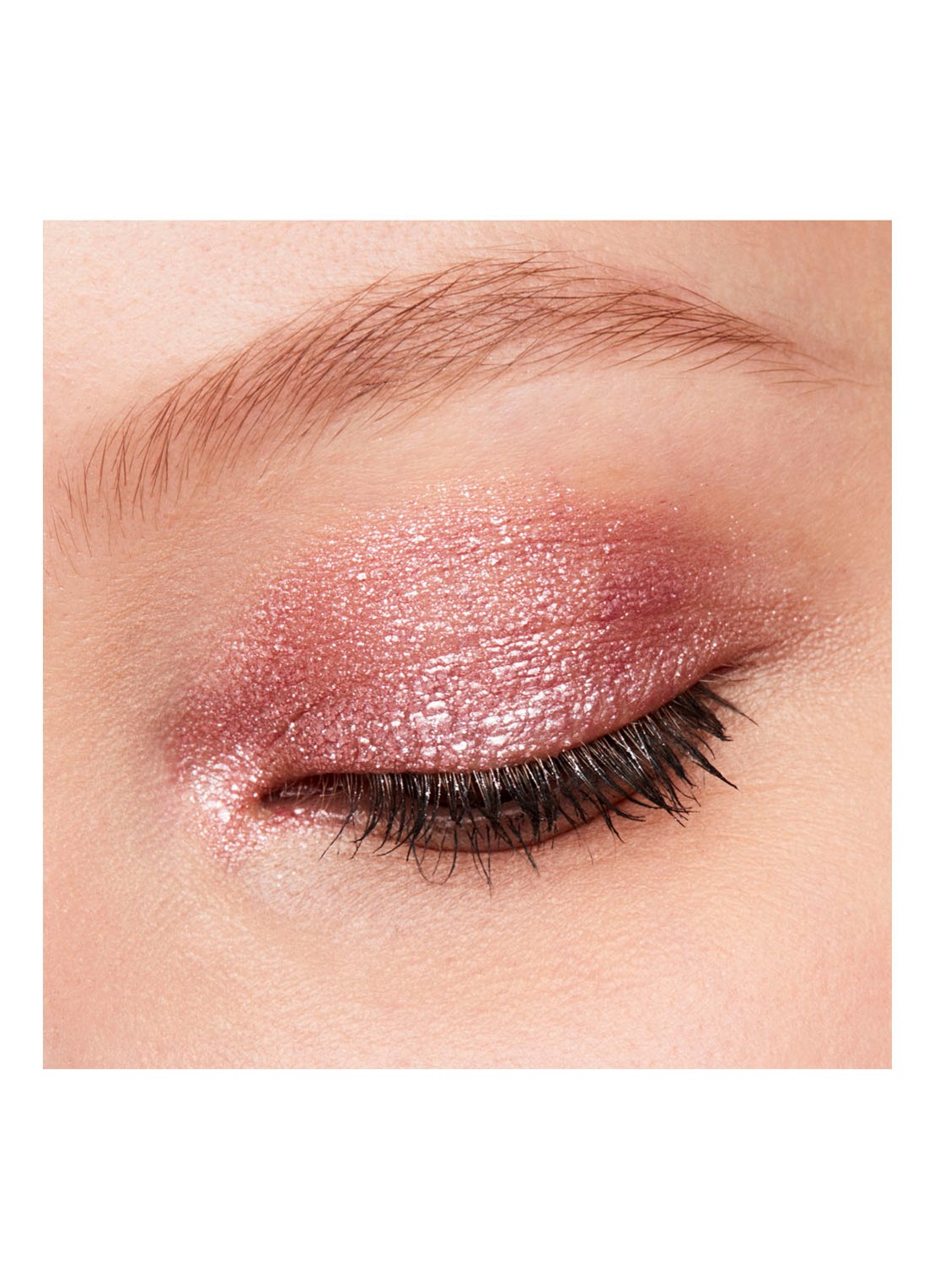 M·A·C Dazzleshadow Liquid - vloeibare oogschaduw - detail 5 love yourself