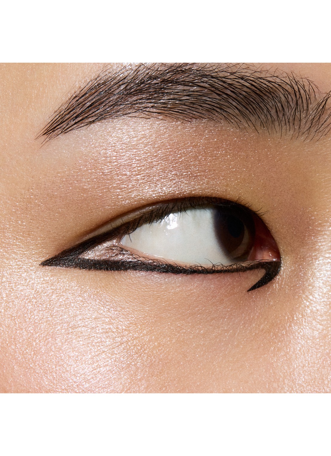 M·A·C Glitter Single Eye Shadow Compact - losse oogschaduw - detail 4 she sparkles