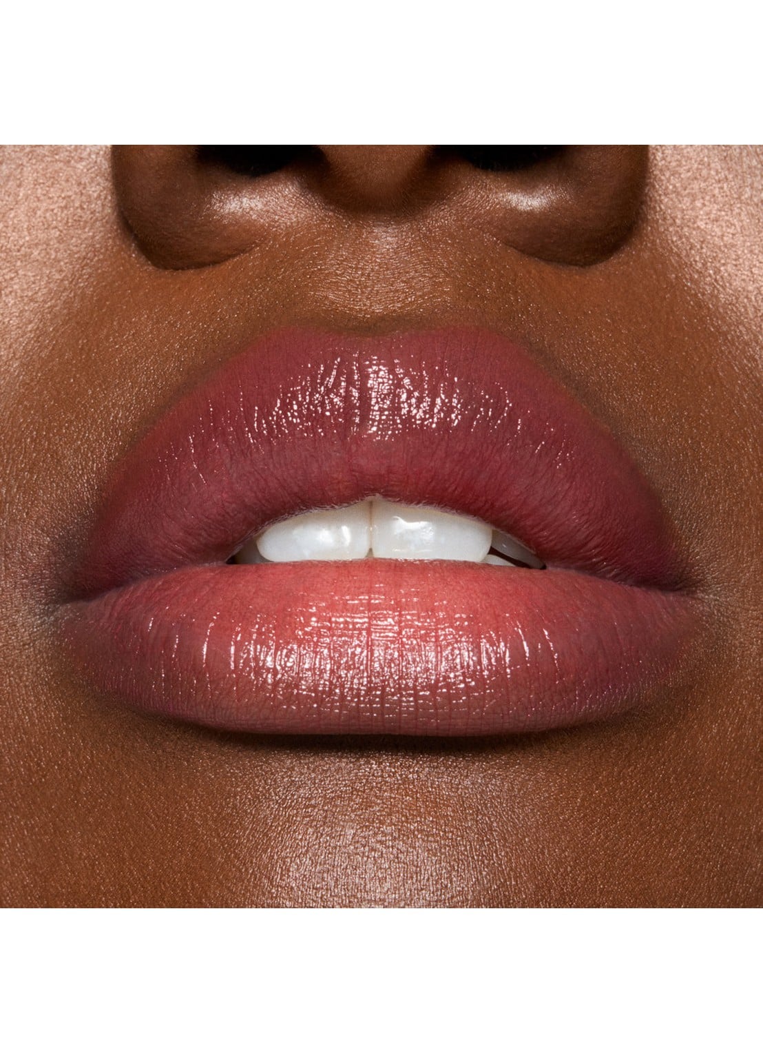 M·A·C Glow Play Lip Balm - lipbalsem - detail 4 smile
