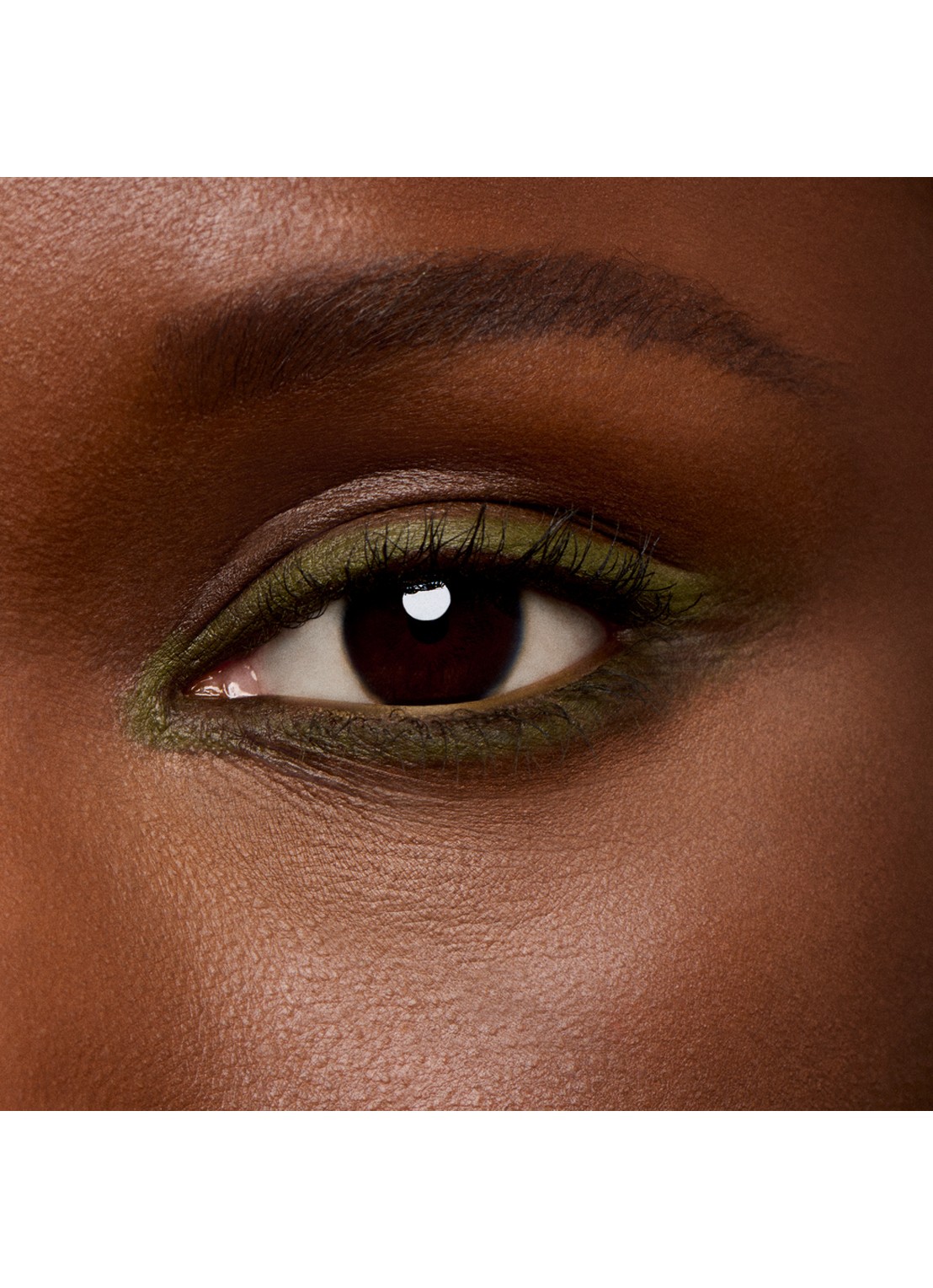 M·A·C Kajal Longwear Smoky Eye Liner - oogpotlood - detail 5 swamped