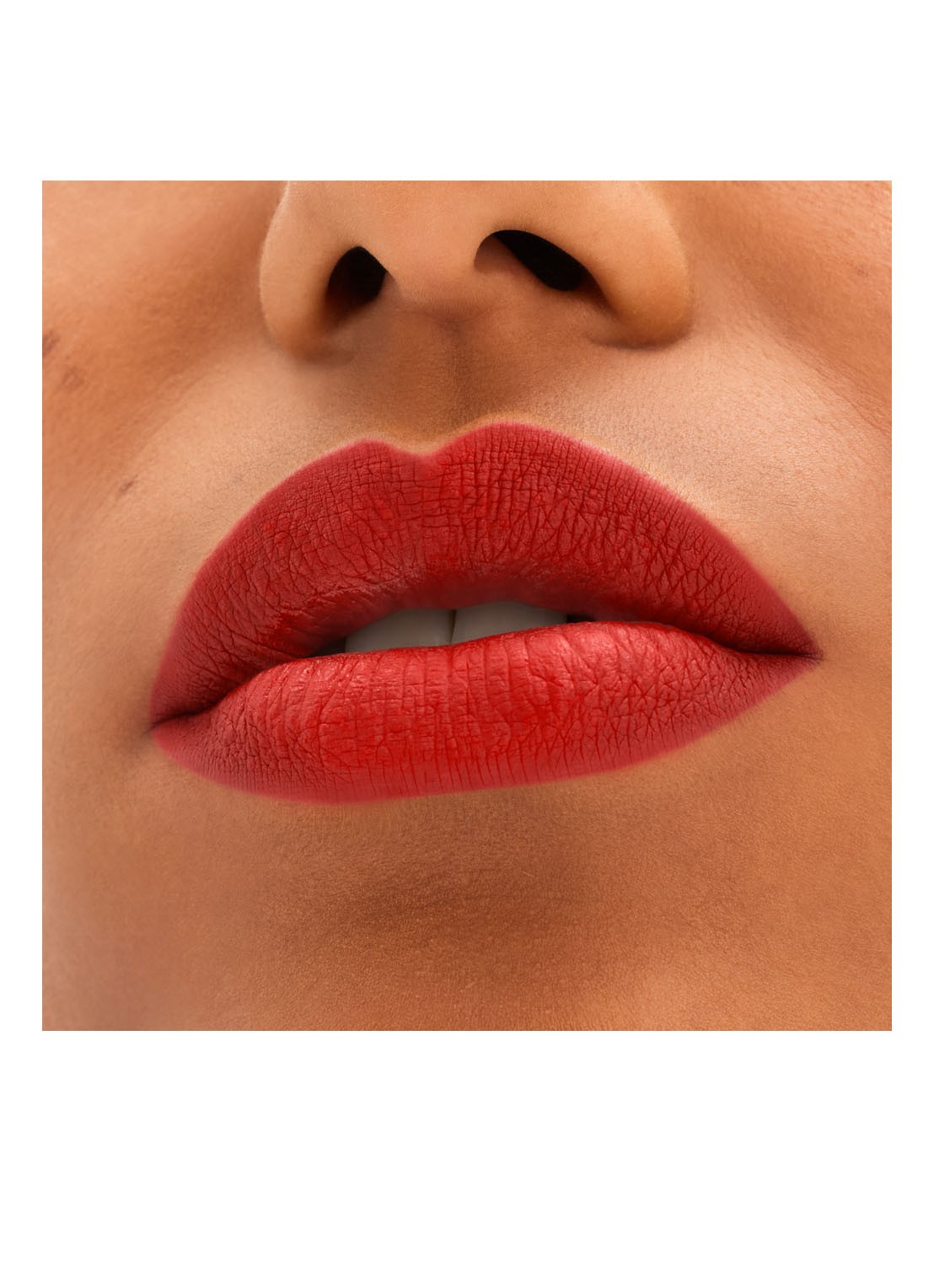 M·A·C Locked Kiss - lipstick  - detail 5 gutsy