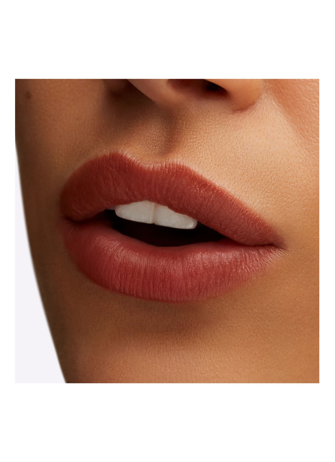 M·A·C Lustreglass Sheer-Shine Lipstick - detail 6 posh pit