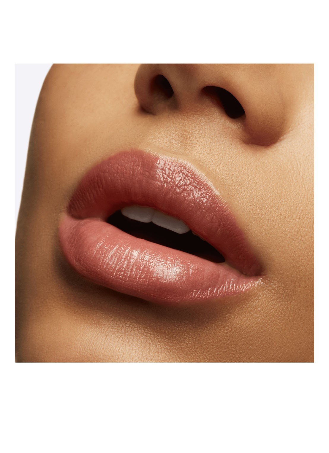 M·A·C Lustreglass Sheer-Shine Lipstick - voorkant 2 68 obviously