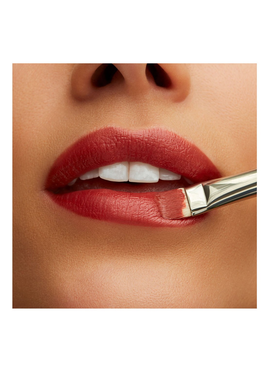 M·A·C Lustreglass Sheer-Shine Lipstick - detail 6 pda