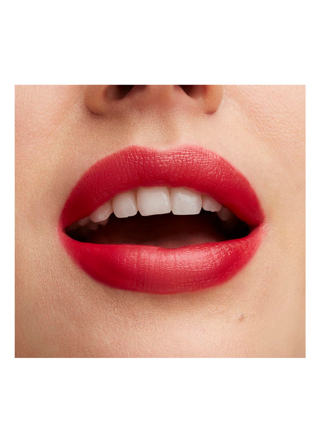 M·A·C Lustreglass Sheer-Shine Lipstick - detail 3 cockney