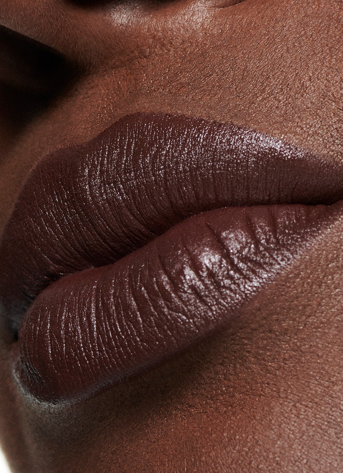 M·A·C Macximal Matte Lipstick  - detail 2 bare macximal