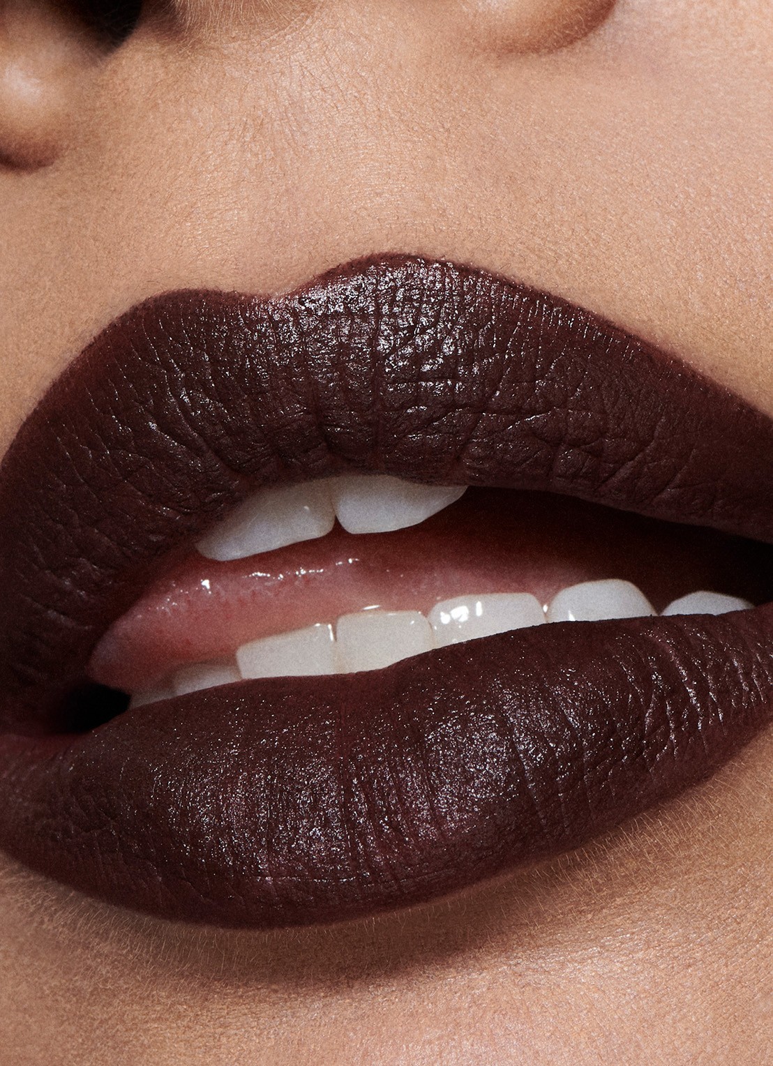 M·A·C Macximal Matte Lipstick  - detail 3 bare macximal