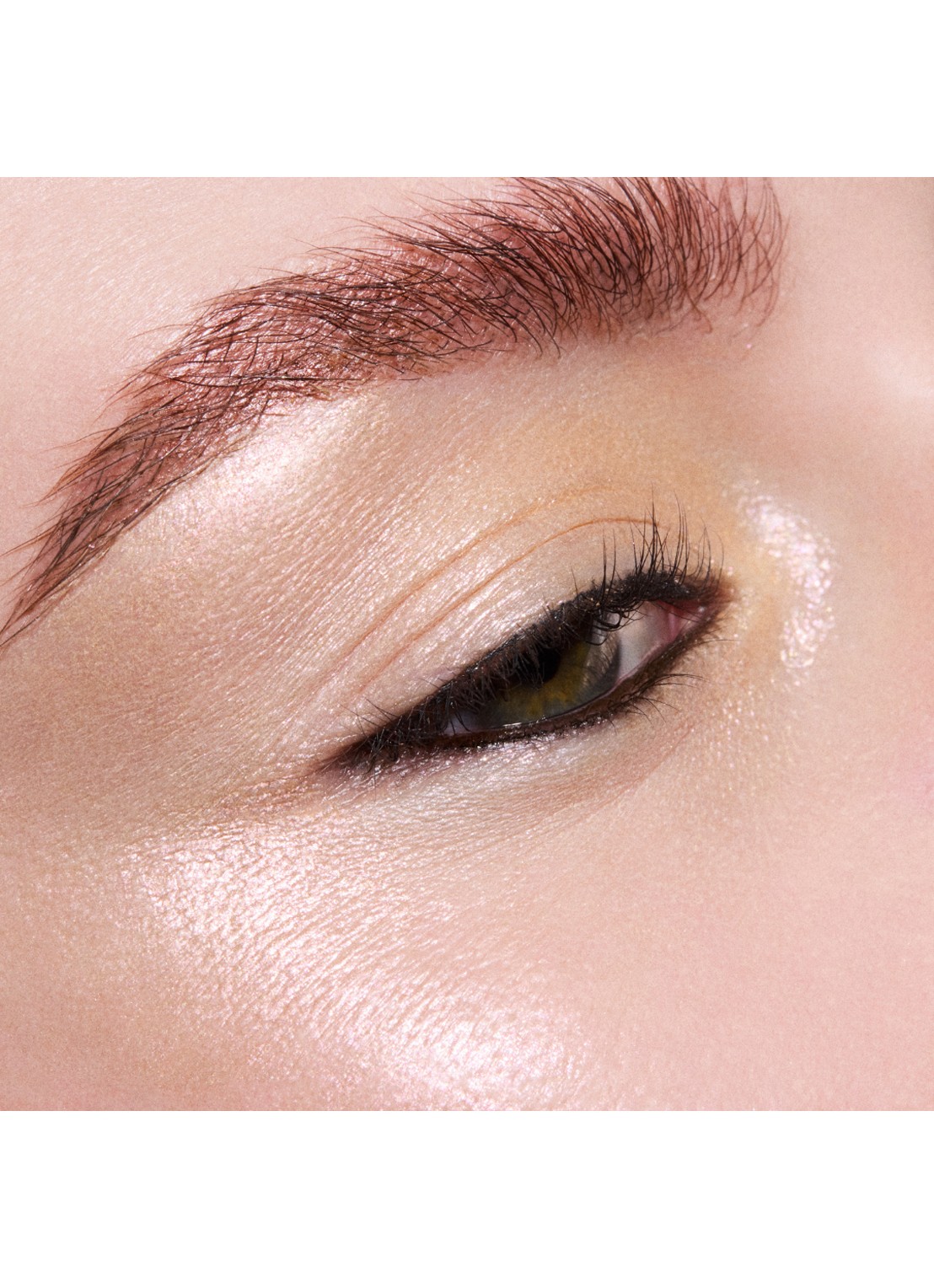 M·A·C Metallic Single Eye Shadow Compact - losse oogschaduw - detail 5 yes to sequins