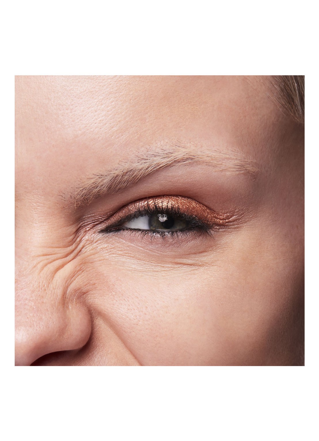 M·A·C Now You See Me Extra Dimension Eye Kit: Smoky - Limited Eition make-up set - detail 6 golden