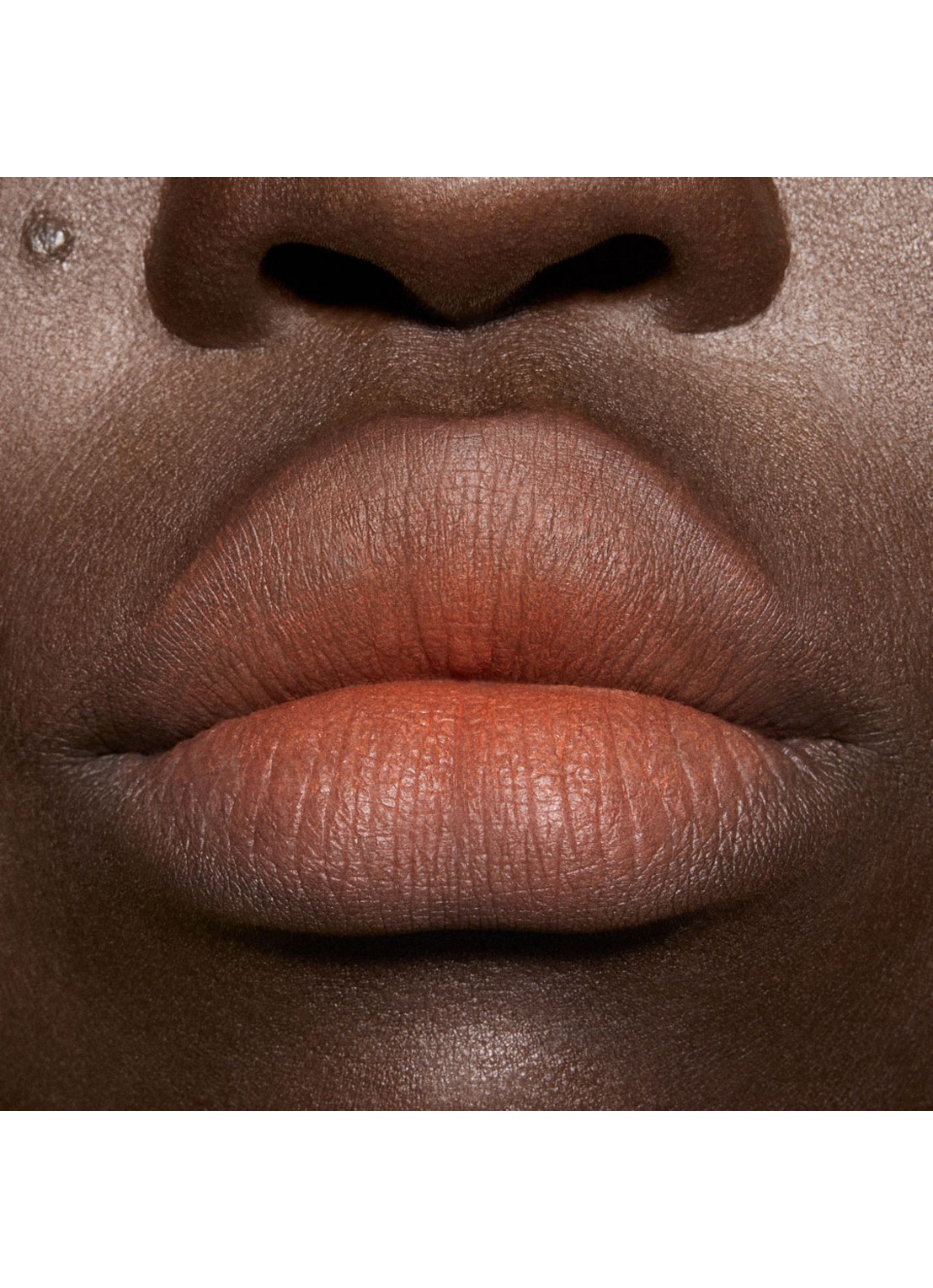 M·A·C Powder Kiss Hazy Matte Lipstick - detail 5 moving on up