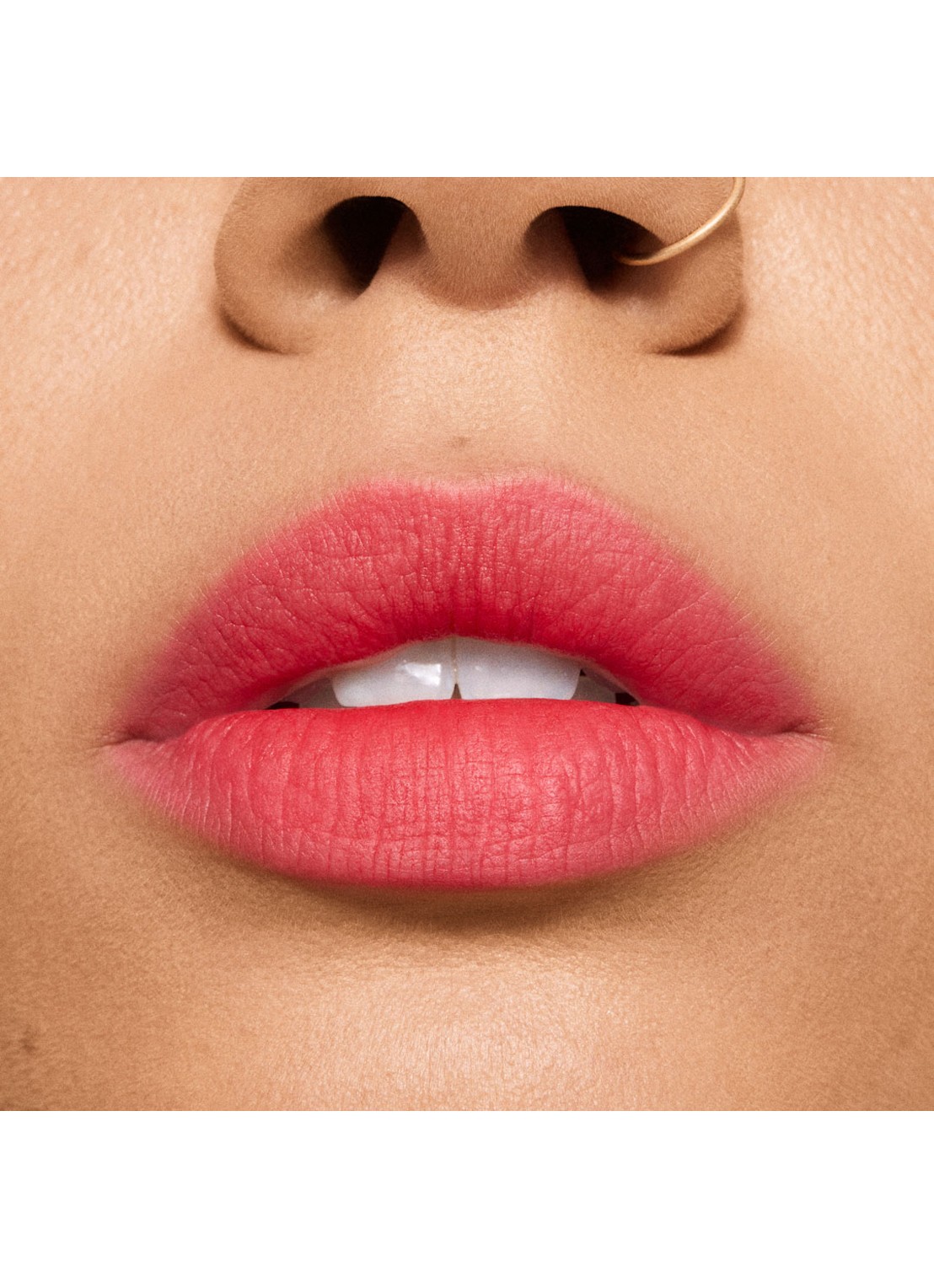 M·A·C Powder Kiss Hazy Matte Lipstick - detail 2 ruby new