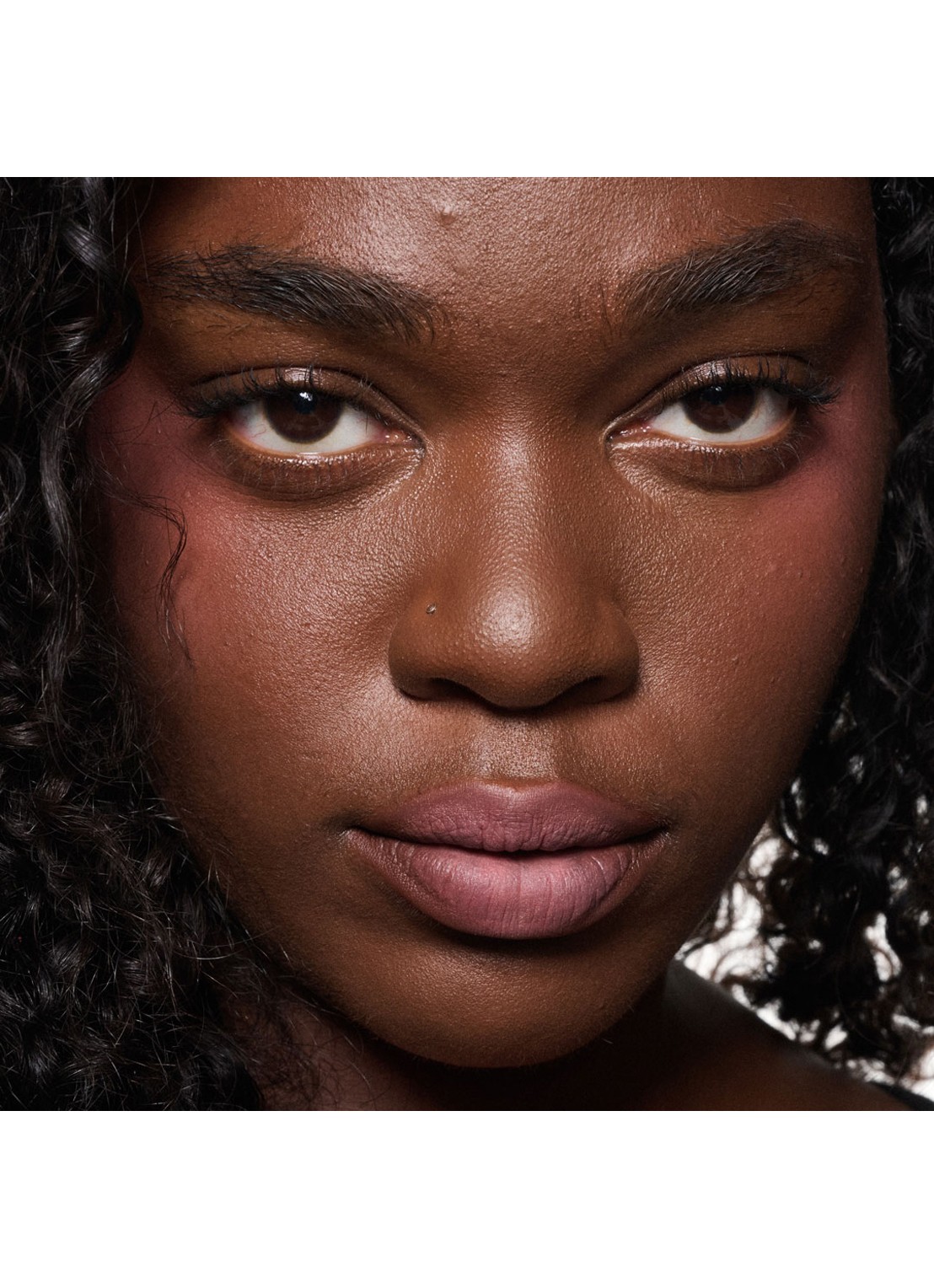 M·A·C Powder Kiss Lip + Cheek Mousse - lipstick - detail 7 velvet teddy