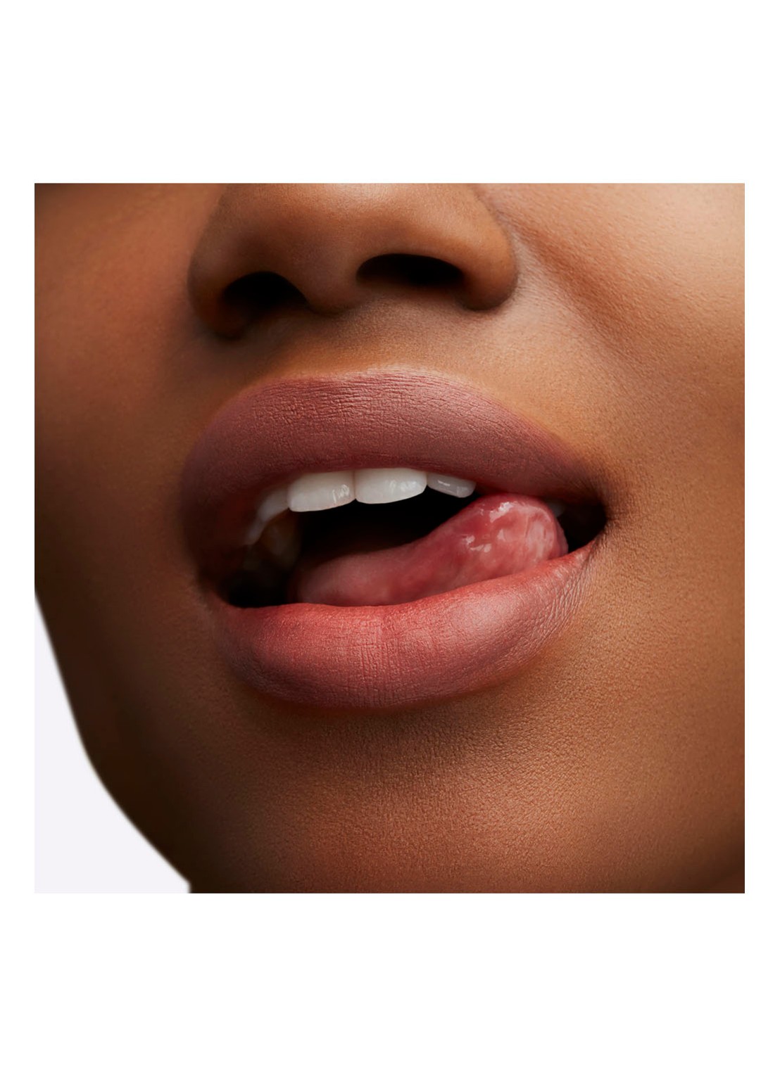 M·A·C Powder Kiss Liquid Lipcolour - liquid lipstick - detail 3 roze