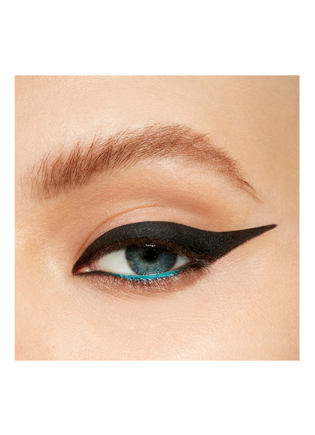 M·A·C Pro Longwear Fluidline Eyeliner And Brow Gel - detail 4 soft flat black