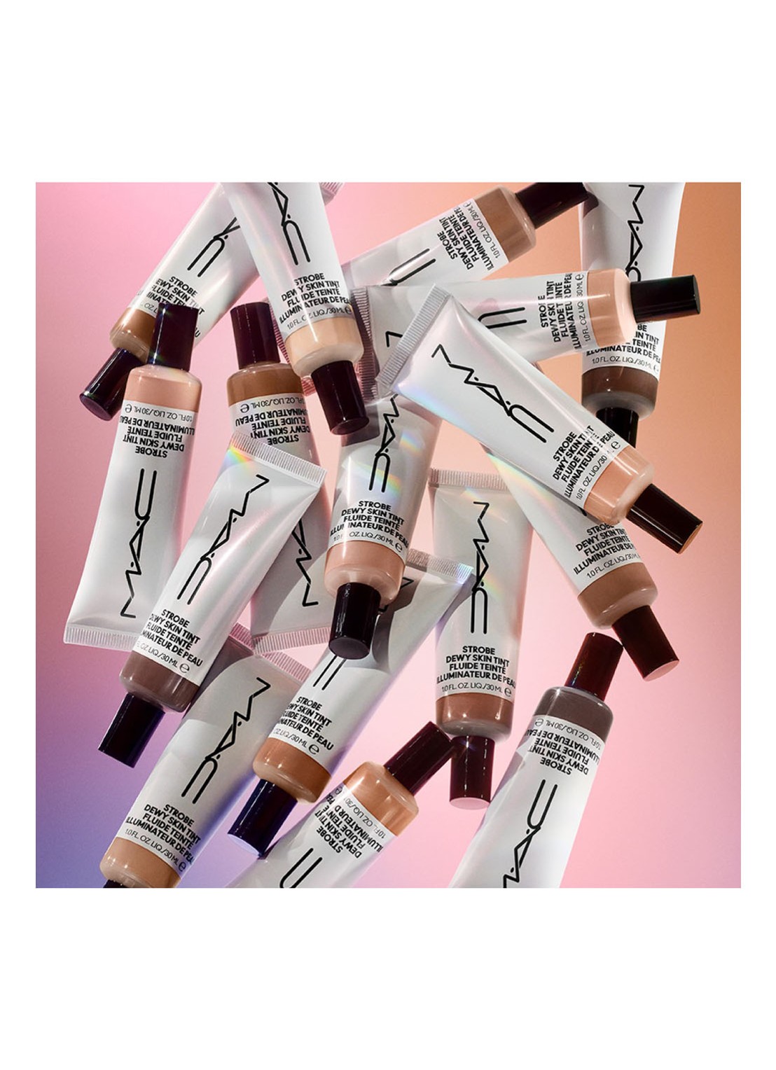 M·A·C Strobe Dewy Skin Tint - getinte moisturizer - detail 5 4 light