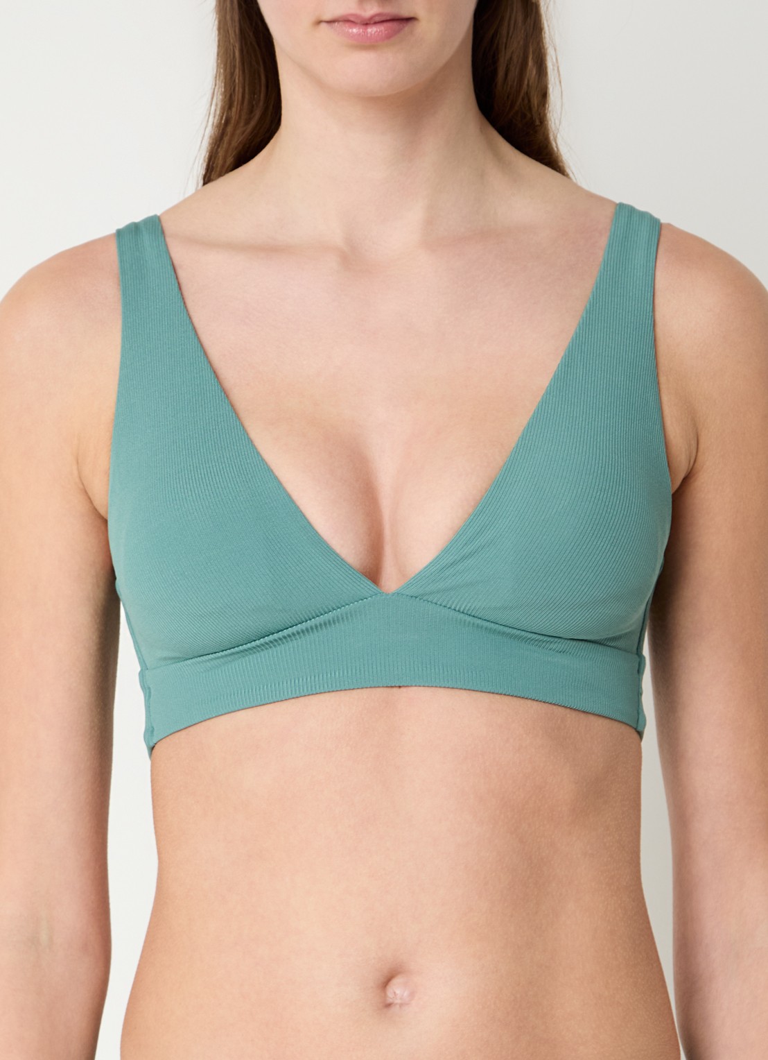 MAAJI Eucalyptus Green Allura reversible bikinitop met uitneembare vulling - detail 4 donkergroen